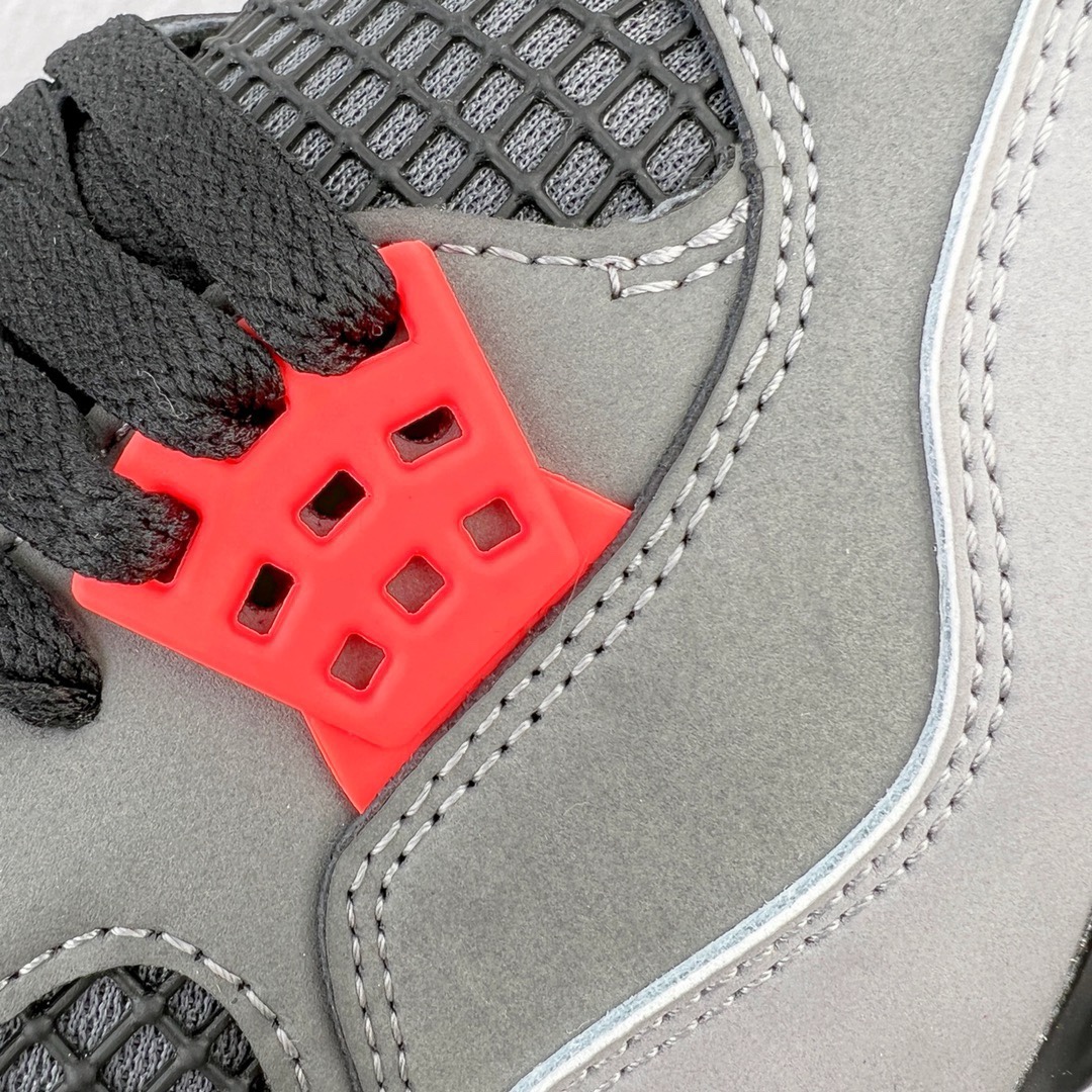 图片[11]-＃KZ神版福利回馈 Air Jordan AJ4 \\\”Infrared\\\”红外线 DH6927-061 独家外贸特供尺码含 45.5 49.5 50.5 国内外口碑最好最推荐的产品 市场中端王者 亲自操刀耗时半年巨作 全套原纸板楦头开发 确保原汁原味 完美呈现四代版型 一比一鞋头弧度高度鞋身弧度 此版本只针对中端市场 皮料材质有所更替 其他数据细节工艺流程均保持一致 绝不口嗨 细节品控鞋型随意秒杀市面3XX 4XX 原厂TPU网格鞋带扣 正确内里网布 菱角分明不变形无多余毛边 柔软性质感一致于原鞋 市场唯一原厂鞋扣模具 背面可见隐藏注塑口 原厂织唛标 原厂飞人电绣工艺 尾指中部跳三针 独家绑鞋带手法 印刷中底布 四线拉帮 米色美纹纸贴合固定 进口港宝加持 后跟自然饱满 全鞋荧光划线卡点 追求极致完美 每一双都是工艺品 多重QC质检 超越公司货的品控标准 实实在在的免检产品 尺码：40 40.5 41 42 42.5 43 44 44.5 45 45.5 46 47.5 48.5 49.5 50.5-选品中心