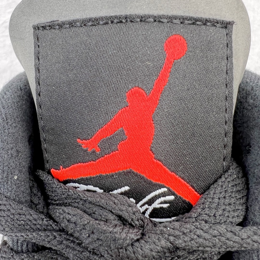 图片[14]-＃KZ神版福利回馈 Air Jordan AJ4 \\\”Infrared\\\”红外线 DH6927-061 独家外贸特供尺码含 45.5 49.5 50.5 国内外口碑最好最推荐的产品 市场中端王者 亲自操刀耗时半年巨作 全套原纸板楦头开发 确保原汁原味 完美呈现四代版型 一比一鞋头弧度高度鞋身弧度 此版本只针对中端市场 皮料材质有所更替 其他数据细节工艺流程均保持一致 绝不口嗨 细节品控鞋型随意秒杀市面3XX 4XX 原厂TPU网格鞋带扣 正确内里网布 菱角分明不变形无多余毛边 柔软性质感一致于原鞋 市场唯一原厂鞋扣模具 背面可见隐藏注塑口 原厂织唛标 原厂飞人电绣工艺 尾指中部跳三针 独家绑鞋带手法 印刷中底布 四线拉帮 米色美纹纸贴合固定 进口港宝加持 后跟自然饱满 全鞋荧光划线卡点 追求极致完美 每一双都是工艺品 多重QC质检 超越公司货的品控标准 实实在在的免检产品 尺码：40 40.5 41 42 42.5 43 44 44.5 45 45.5 46 47.5 48.5 49.5 50.5-选品中心