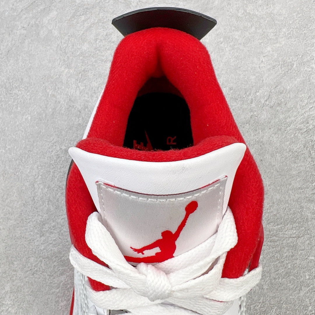 图片[14]-＃KZ神版福利回馈 Air Jordan AJ4 Retro \\\”Fire Red\\\” 火焰红 DC7770-160 独家外贸特供尺码含 45.5 49.5 50.5 国内外口碑最好最推荐的产品 市场中端王者 亲自操刀耗时半年巨作 全套原纸板楦头开发 确保原汁原味 完美呈现四代版型 一比一鞋头弧度高度鞋身弧度 此版本只针对中端市场 皮料材质有所更替 其他数据细节工艺流程均保持一致 绝不口嗨 细节品控鞋型随意秒杀市面3XX 4XX 原厂TPU网格鞋带扣 正确内里网布 菱角分明不变形无多余毛边 柔软性质感一致于原鞋 市场唯一原厂鞋扣模具 背面可见隐藏注塑口 原厂织唛标 原厂飞人电绣工艺 尾指中部跳三针 独家绑鞋带手法 印刷中底布 四线拉帮 米色美纹纸贴合固定 进口港宝加持 后跟自然饱满 全鞋荧光划线卡点 追求极致完美 每一双都是工艺品 多重QC质检 超越公司货的品控标准 实实在在的免检产品 尺码：40 40.5 41 42 42.5 43 44 44.5 45 45.5 46 47.5 48.5 49.5 50.5-选品中心