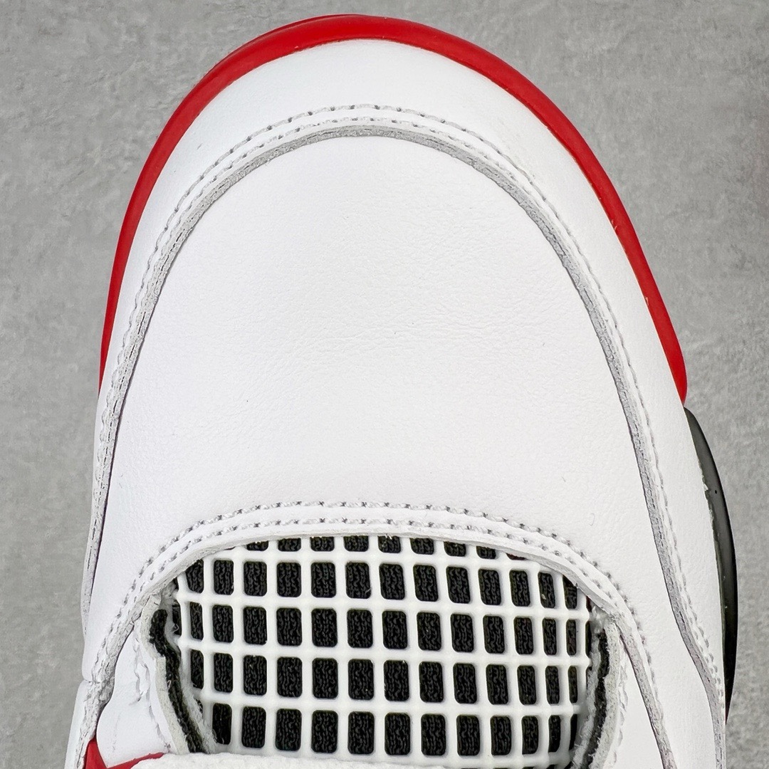 图片[13]-＃KZ神版福利回馈 Air Jordan AJ4 Retro \\\”Fire Red\\\” 火焰红 DC7770-160 独家外贸特供尺码含 45.5 49.5 50.5 国内外口碑最好最推荐的产品 市场中端王者 亲自操刀耗时半年巨作 全套原纸板楦头开发 确保原汁原味 完美呈现四代版型 一比一鞋头弧度高度鞋身弧度 此版本只针对中端市场 皮料材质有所更替 其他数据细节工艺流程均保持一致 绝不口嗨 细节品控鞋型随意秒杀市面3XX 4XX 原厂TPU网格鞋带扣 正确内里网布 菱角分明不变形无多余毛边 柔软性质感一致于原鞋 市场唯一原厂鞋扣模具 背面可见隐藏注塑口 原厂织唛标 原厂飞人电绣工艺 尾指中部跳三针 独家绑鞋带手法 印刷中底布 四线拉帮 米色美纹纸贴合固定 进口港宝加持 后跟自然饱满 全鞋荧光划线卡点 追求极致完美 每一双都是工艺品 多重QC质检 超越公司货的品控标准 实实在在的免检产品 尺码：40 40.5 41 42 42.5 43 44 44.5 45 45.5 46 47.5 48.5 49.5 50.5-选品中心