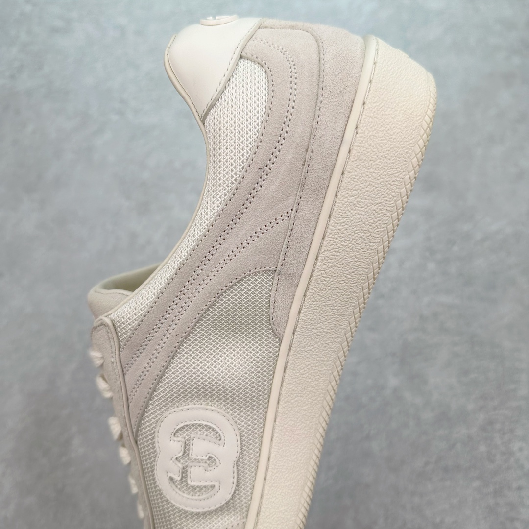 图片[7]-Gucci Lido新款板鞋 意大利海岸的夏日风情和海滩俱乐部汲取灵感 这款运动鞋以绒面材质匠心打造缀饰互扣式双G标识等Gucci经典符号元素 尽显别样风采 尺码：35 36 37 38 39 40 41 42 43 44 45-选品中心