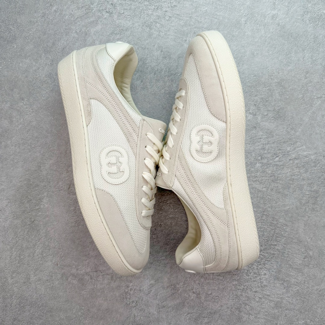 图片[3]-Gucci Lido新款板鞋 意大利海岸的夏日风情和海滩俱乐部汲取灵感 这款运动鞋以绒面材质匠心打造缀饰互扣式双G标识等Gucci经典符号元素 尽显别样风采 尺码：35 36 37 38 39 40 41 42 43 44 45-选品中心