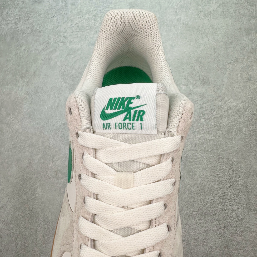 图片[5]-💰200 NK Air Force 1´07 Low 空军一号低帮百搭休闲运动板鞋 FQ8714-001 柔软、弹性十足的缓震性能和出色的中底设计 横跨复古与现代的外型结合 造就出风靡全球 三十多年的Force 1 直到今天还深受青睐 SIZE：36 36.5 37.5 38 38.5 39 40 40.5 41 42 42.5 43 44 44.5 45 编码：Tby2936070-运动鞋