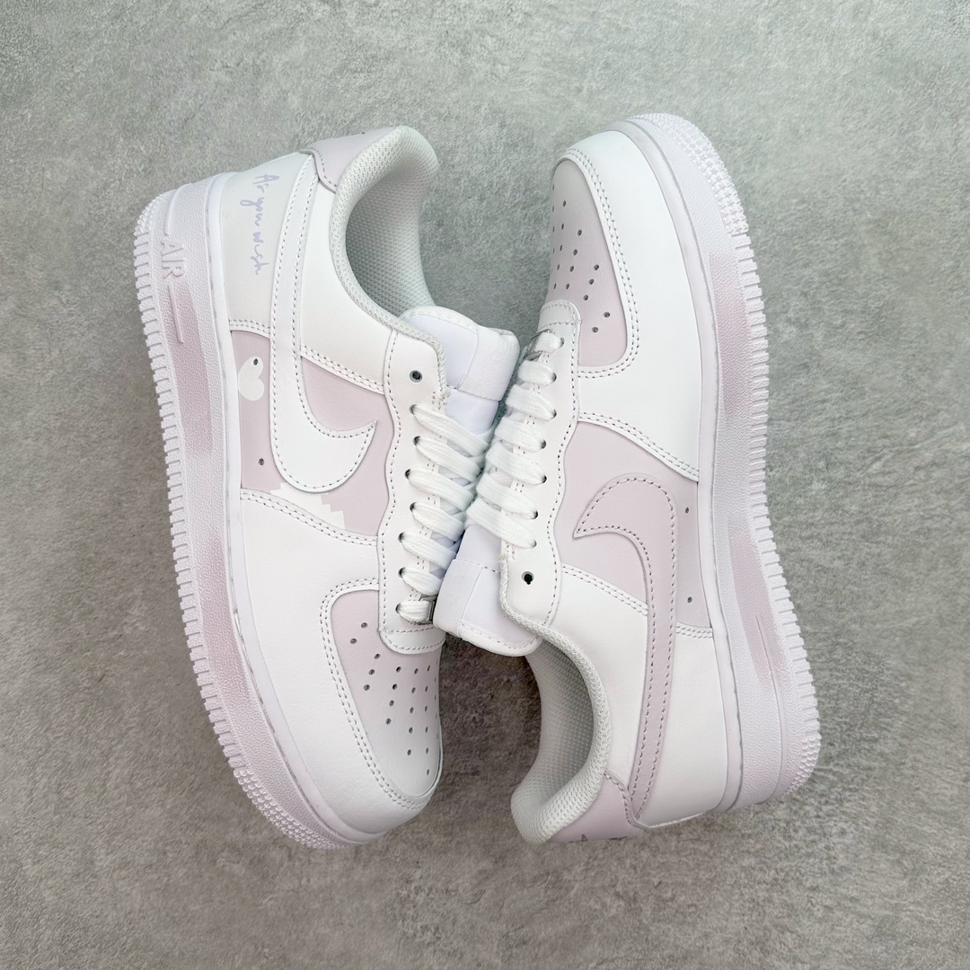 图片[3]-NK Air Force 1´07 Low 空军一号低帮百搭休闲运动板鞋 CW2288-111 柔软、弹性十足的缓震性能和出色的中底设计 横跨复古与现代的外型结合 造就出风靡全球 三十多年的Force 1 直到今天还深受青睐 尺码：36 36.5 37.5 38 38.5 39 40 40.5 41 42 42.5 43 44 44.5 45-选品中心