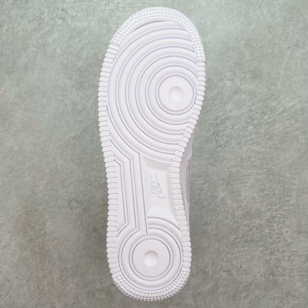 图片[9]-NK Air Force 1´07 Low 空军一号低帮百搭休闲运动板鞋 CW2288-111 柔软、弹性十足的缓震性能和出色的中底设计 横跨复古与现代的外型结合 造就出风靡全球 三十多年的Force 1 直到今天还深受青睐 尺码：36 36.5 37.5 38 38.5 39 40 40.5 41 42 42.5 43 44 44.5 45-选品中心