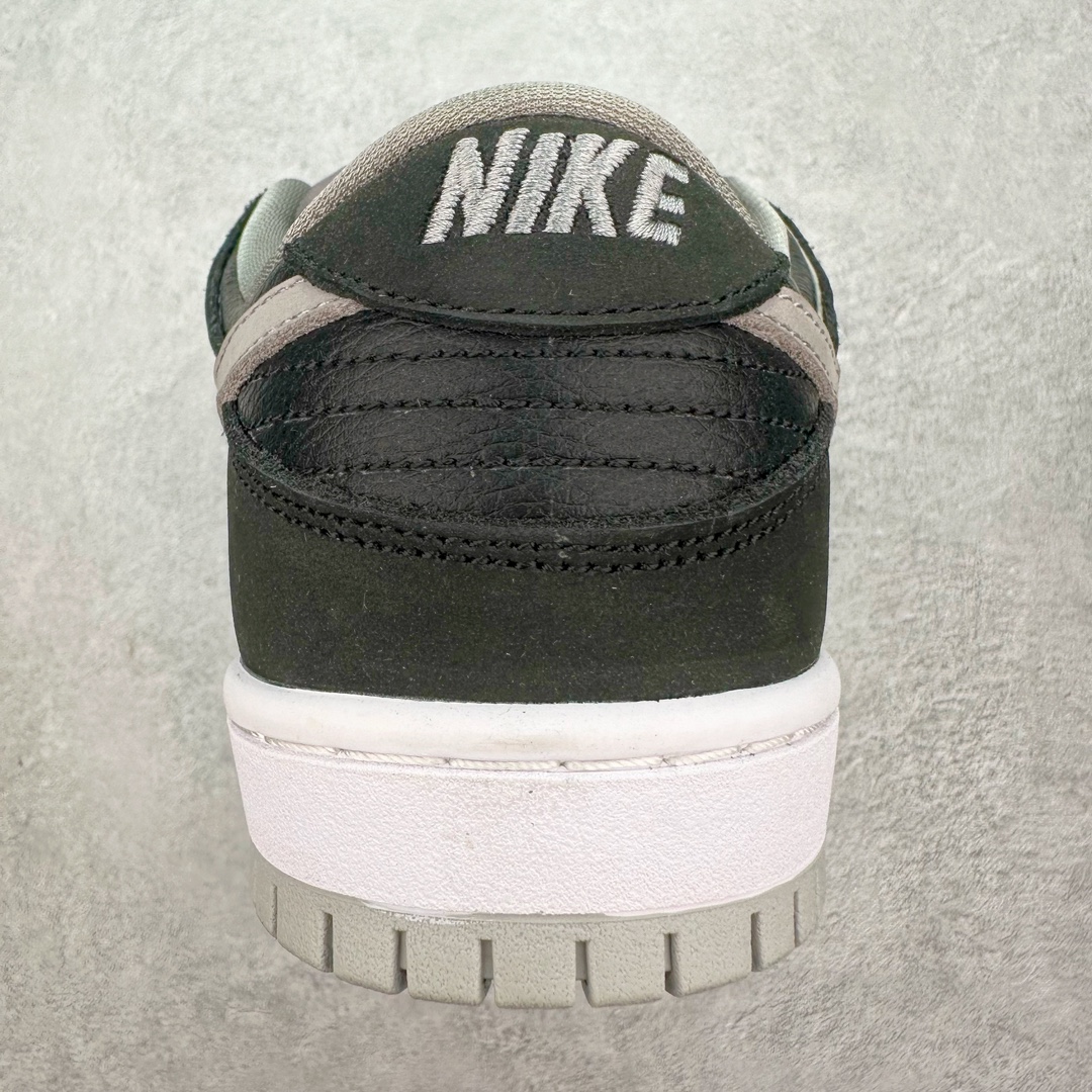 图片[8]-＃福利特价 NK SB Dunk Low 系列 全套原纸板楦头加持 细节品控鞋型稳定 独家私模官方最新原厂磨具打造大底 鞋头坡度极致还原 原盒原配 玻璃冲刀 超高清洁度 全鞋零毛边皮料切割 正确中底布背胶中底布拉帮走线 尺码：35.5 36 36.5 37.5 38 38.5 39 40 40.5 41 42 42.5 43 44 44.5 45 46-选品中心