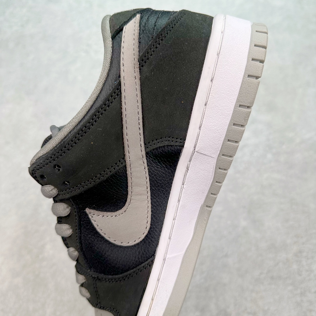 图片[7]-＃福利特价 NK SB Dunk Low 系列 全套原纸板楦头加持 细节品控鞋型稳定 独家私模官方最新原厂磨具打造大底 鞋头坡度极致还原 原盒原配 玻璃冲刀 超高清洁度 全鞋零毛边皮料切割 正确中底布背胶中底布拉帮走线 尺码：35.5 36 36.5 37.5 38 38.5 39 40 40.5 41 42 42.5 43 44 44.5 45 46-选品中心