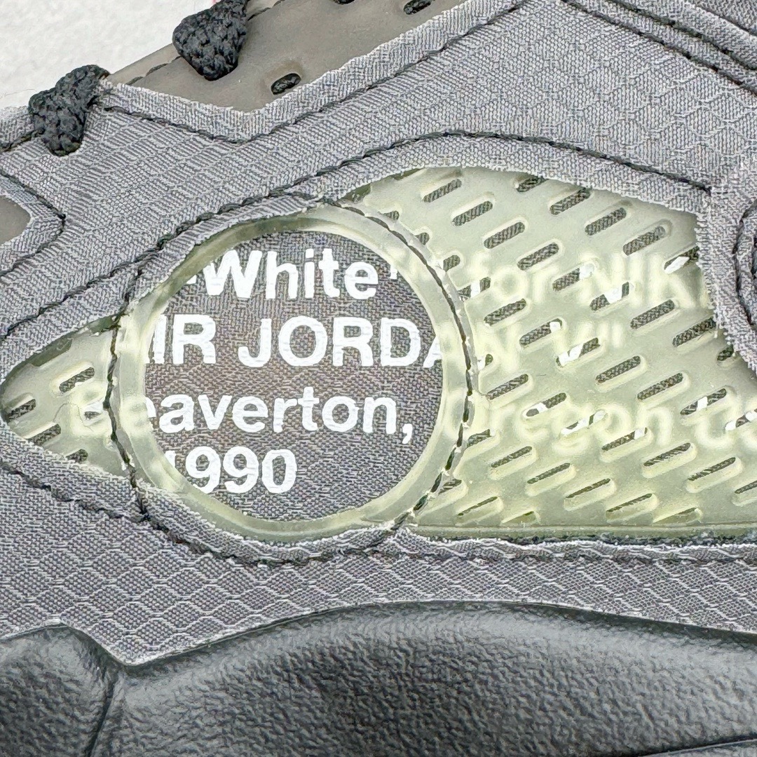 图片[13]-＃Ljr特供 Off-White™ x Air Jordan Retro AJ5 OW联名黑蝉翼 DH8565-100 全新改良批次 恪守真诚 承诺混一赔十 高端零售裸鞋圈特供批次 SZ原厂全套原楦原纸板冲刀磨具开发 原厂皮料加持 原厂港宝加持定型后跟R度完美 同源原厂电绣 飞翼针数密度立体效果一致 百分百一致原鞋 原厂拉帮工艺 针距密度一致 后跟弧度收口自然不对折 极致一眼正品既视感 进口玻璃冲刀皮料裁剪零毛边 全鞋电脑针车工艺 品控清洁度最高QC检验标准 免检产品 原厂订购鞋盒、鞋标、防尘纸、鞋撑、鞋带 追求极致的原厂味道 尺码：40.5 41 42 42.5 43 44 44.5 45 46 47.5-选品中心