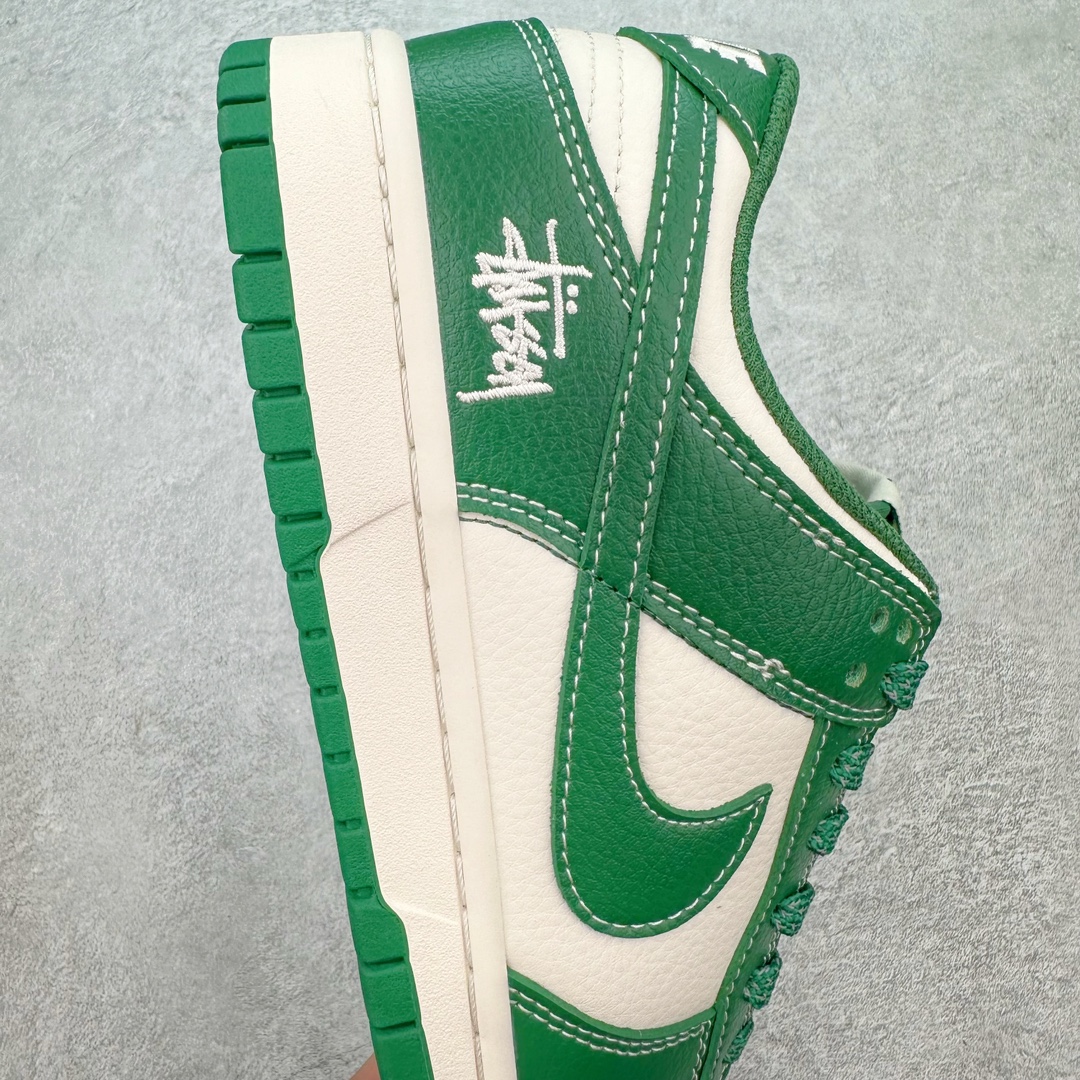 图片[6]-NK Dunk Low 定制配色 BB9898-005 大厂出品 极力推荐 原装头层材料 独家版型蒸餾加工帶來的是更好的视觉和脚感体验大厂纯原品质出货 清洁度 电绣工艺 皮料切割干净无任何毛边 细节完美 尺码：36 36.5 37.5 38 38.5 39 40 40.5 41 42 42.5 43 44 44.5 45 46 47.5-选品中心