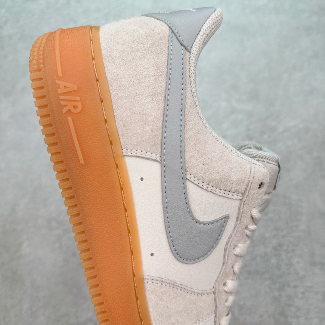 图片[6]-💰200 NK Air Force 1´07 Low 空军一号低帮百搭休闲运动板鞋 FQ8714-002 柔软、弹性十足的缓震性能和出色的中底设计 横跨复古与现代的外型结合 造就出风靡全球 三十多年的Force 1 直到今天还深受青睐 SIZE：36 36.5 37.5 38 38.5 39 40 40.5 41 42 42.5 43 44 44.5 45 编码：Tby2936070-运动鞋