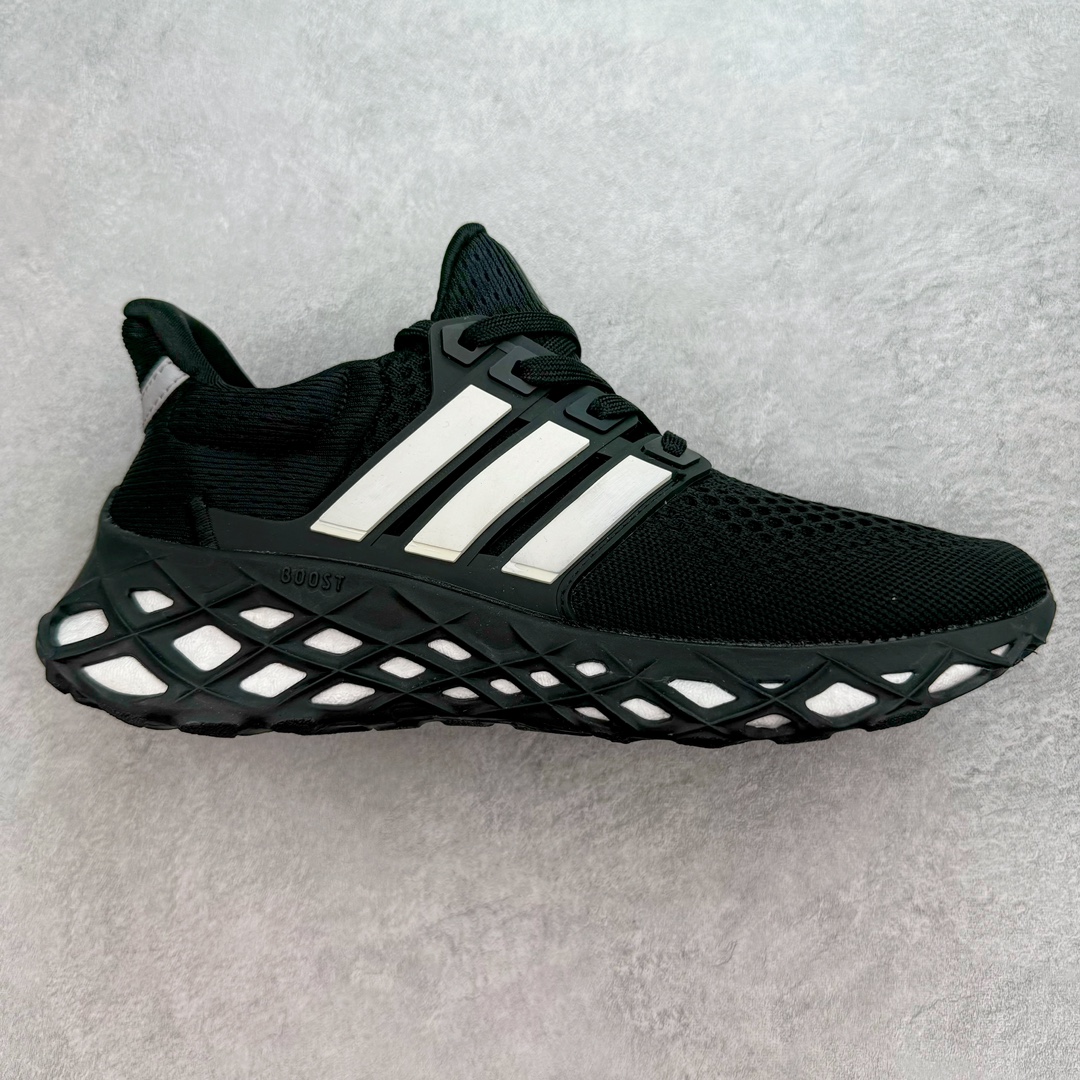 图片[5]-＃夏日福利 AD Ultra Boost DNA Web UB 8.0网系列低帮袜套式针织鞋面休闲运动慢跑鞋 以 Ultra Boost 鞋款为蓝本打造了全新的鞋款，既有着传统的舒适脚感，还进一步完善了功能性。以通体打造，视觉效果十分清新，相当适合当下季节穿着，绝对可以让你成为街上最靓的仔。鞋面为跑者配备了 Primeknit 鞋面，弹性与包裹都进行了升级，在运动时更好地保护你的双脚。侧身处经典的三道杠 Logo 以黑色呈现，使整体造型更加和谐。最后以搭载全掌 Boost 的中底收尾，保证软弹舒适的脚感，并且还使用了橡胶框将 Boost 材质进行包裹，让整体的耐用性提高了不少。尺码：36 36.5 37 38 38.5 39 40 40.5 41 42 42.5 43 44 44.5 45-选品中心