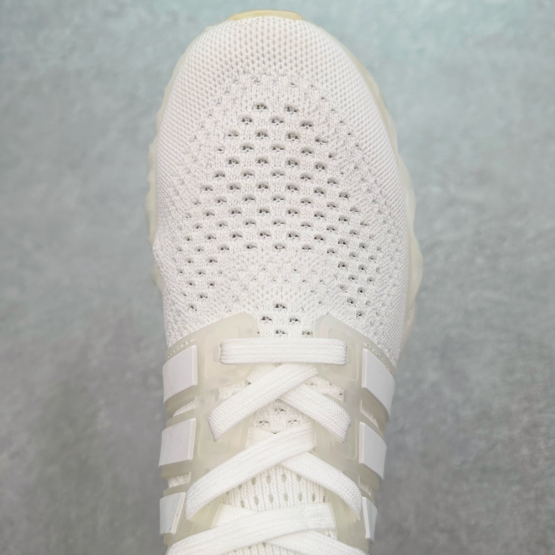 图片[4]-💰110 ＃夏日福利‼AD Ultra Boost DNA Web UB 8.0网系列低帮袜套式针织鞋面休闲运动慢跑鞋 以 Ultra Boost 鞋款为蓝本打造了全新的鞋款，既有着传统的舒适脚感，还进一步完善了功能性。以通体打造，视觉效果十分清新，相当适合当下季节穿着，绝对可以让你成为街上最靓的仔。鞋面为跑者配备了 Primeknit 鞋面，弹性与包裹都进行了升级，在运动时更好地保护你的双脚。侧身处经典的三道杠 Logo 以黑色呈现，使整体造型更加和谐。最后以搭载全掌 Boost 的中底收尾，保证软弹舒适的脚感，并且还使用了橡胶框将 Boost 材质进行包裹，让整体的耐用性提高了不少。SIZE：36 36.5 37 38 38.5 39 40 40.5 41 42 42.5 43 44 44.5 45 编码：Sby1936080-运动鞋