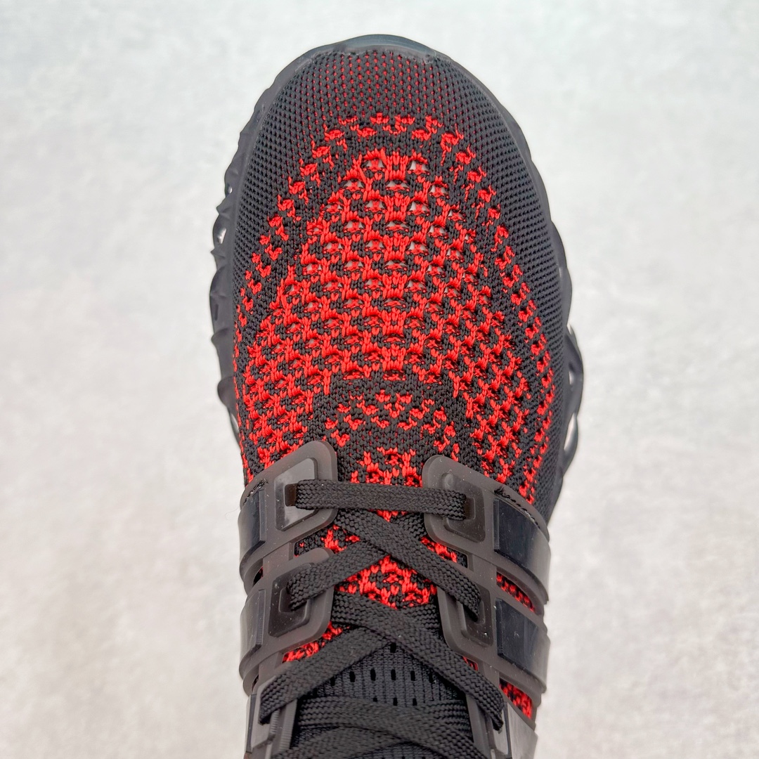 图片[4]-💰110 ＃夏日福利‼AD Ultra Boost DNA Web UB 8.0网系列低帮袜套式针织鞋面休闲运动慢跑鞋 以 Ultra Boost 鞋款为蓝本打造了全新的鞋款，既有着传统的舒适脚感，还进一步完善了功能性。以通体打造，视觉效果十分清新，相当适合当下季节穿着，绝对可以让你成为街上最靓的仔。鞋面为跑者配备了 Primeknit 鞋面，弹性与包裹都进行了升级，在运动时更好地保护你的双脚。侧身处经典的三道杠 Logo 以黑色呈现，使整体造型更加和谐。最后以搭载全掌 Boost 的中底收尾，保证软弹舒适的脚感，并且还使用了橡胶框将 Boost 材质进行包裹，让整体的耐用性提高了不少。SIZE：36 36.5 37 38 38.5 39 40 40.5 41 42 42.5 43 44 44.5 45 编码：Sby1936080-运动鞋