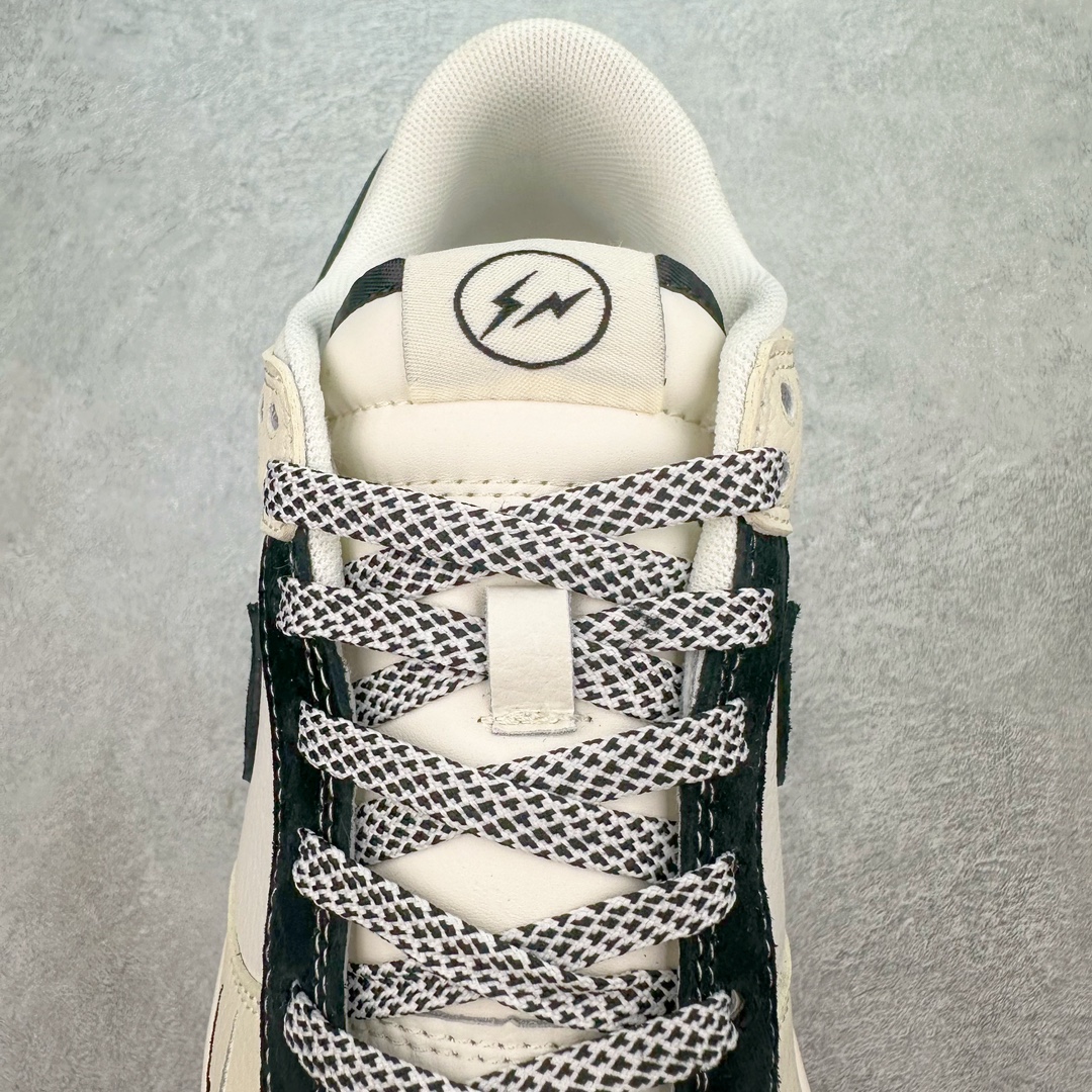 图片[5]-NK Dunk Low 定制配色 XY1688-007 大厂出品 极力推荐 原装头层材料 独家版型蒸餾加工帶來的是更好的视觉和脚感体验大厂纯原品质出货 清洁度 电绣工艺 皮料切割干净无任何毛边 细节完美 尺码：36 36.5 37.5 38 38.5 39 40 40.5 41 42 42.5 43 44 44.5 45 46 47.5-选品中心