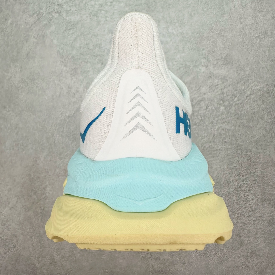 图片[8]-＃福利特价 HOKA ONE ONE Clifton Wide 克里夫顿8代专业性能减震公路跑步鞋 作为克利夫顿系列中的新款 克利夫顿 8提供比其前身更柔软的运动体验 基于使 Clifton 成为HOKA 穿着者入门的几何形状 重新诠释了我们超轻中底泡沫 几乎消失在脚下 屡获殊荣的Clifton特许经营中的最新产品 继续提供柔和轻巧的完美结合 Clifton 8采用更轻便 反应更灵敏的中底以及相同的骑行特性 具有流线型轮廓和由工程网眼制成的最新鞋面 尺码：36 36.5 37.5 38 38.5 39 40 40.5 41 42 42.5 43 44 44.5 45-选品中心