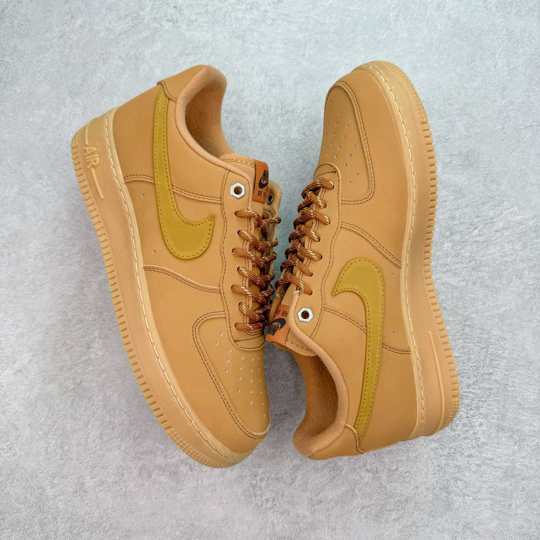 图片[3]-💰130 ＃PB福利 跑量神器‼NK Air Force 1 Low 07 LV8 \”Wheat Flax\” 空军一号低帮 小麦色 CJ9179-200 全网最具性价比版本没有之一 2022全新楦头鞋型 鱼鳞大底 历时开发三个月 清洁度完美 二维码鞋标 内置芯片及solo气垫 大底高度及其弧度依照正品 钢印 logo刺绣 鞋口弧度 鞋头长度 鞋面冲孔 鞋垫背胶及钢印 完美鞋型对比正品 每一处都是细节满满 尺码：35.5 36 36.5 37.5 38 38.5 39 40 40.5 41 42 42.5 43 44 44.5 45 46 47.5 编码：by2936000-运动鞋