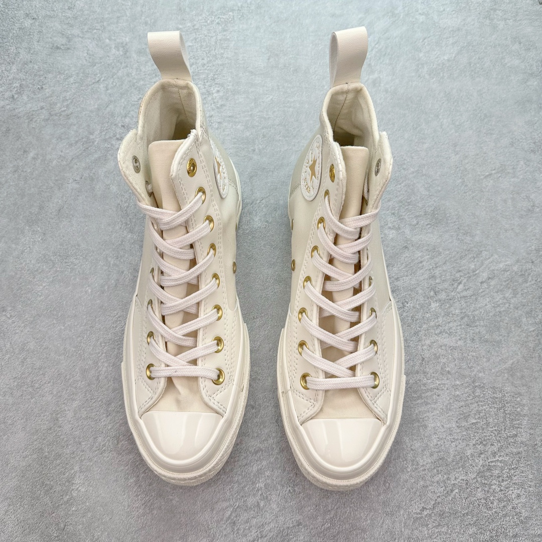 图片[2]-💰140 Converse Chuck 1970s 白金n2024第一双鞋不忍下脚的匡威奶油云朵 CONVERSE高帮奶油金标拼接n鞋身内侧及外侧和Logo都是金色拼接结构 搭配金扣让鞋子看起来没有那么单调 小白鞋很百搭 适合碎花裙和浅色牛仔裤 夏日必备 货号：A08232C 尺码：35-44（36.5 37.5 39.5 41.5 42.5） 编码：by2936010-运动鞋