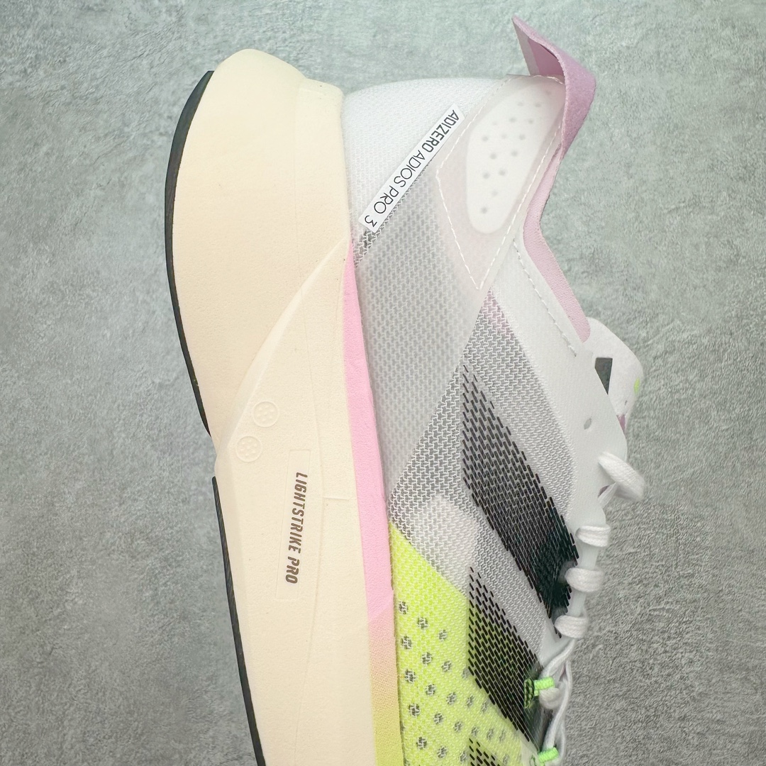 图片[6]-AD Adizero Boston 12 波士顿夏季透气网眼竞速跑鞋 延续爪型玻璃纤维推进系统 进化为全掌式的ENERGY RODS 2.0 从脚跟到脚趾的一体成形设计 强化整体推进力 提升速度表现 升级透气鞋面更具支撑性 利用ENGINEERED MESH技术进行不同密度织纹 强化支撑性 更使用50%以上的回收材料製成 减低塑料浪费 此外变薄的鞋舌为前掌提供更多空间 提供跑者更好的穿着感受 马牌轮胎大底耐磨性佳 大底全掌采用耐磨的Continental马牌轮胎大底 在各种环境下保有良好抓地力 货号：IG6444 尺码：36 36.5 37 38 38.5 39 40 40.5 41 42 42.5 43 44 44.5 45-选品中心