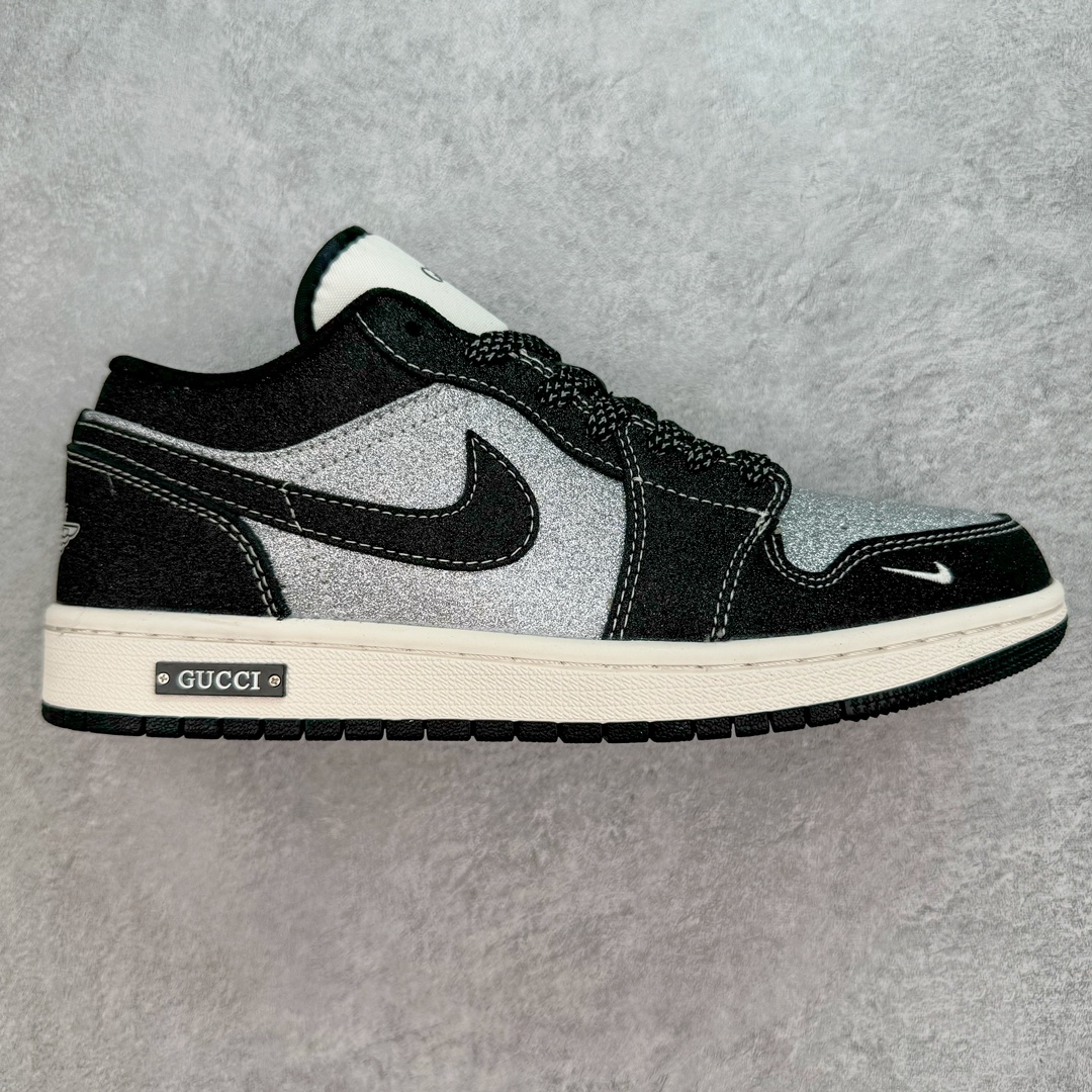 💰250 Air Jordan AJ1 Low 低帮系列定制配色 SJ9950-012 原厂内置气垫魔块 A模大底 头层小牛皮 鞋舌AJ原厂专用牛津布+AJ专用反口珍珠布+原厂无杂质高弹内里海棉+特殊封边弹力鞋带 SIZE：36 36.5 37.5 38 38.5 39 40 40.5 41 42 42.5 43 44 44.5 45 46 编码：Dby3936020-运动鞋