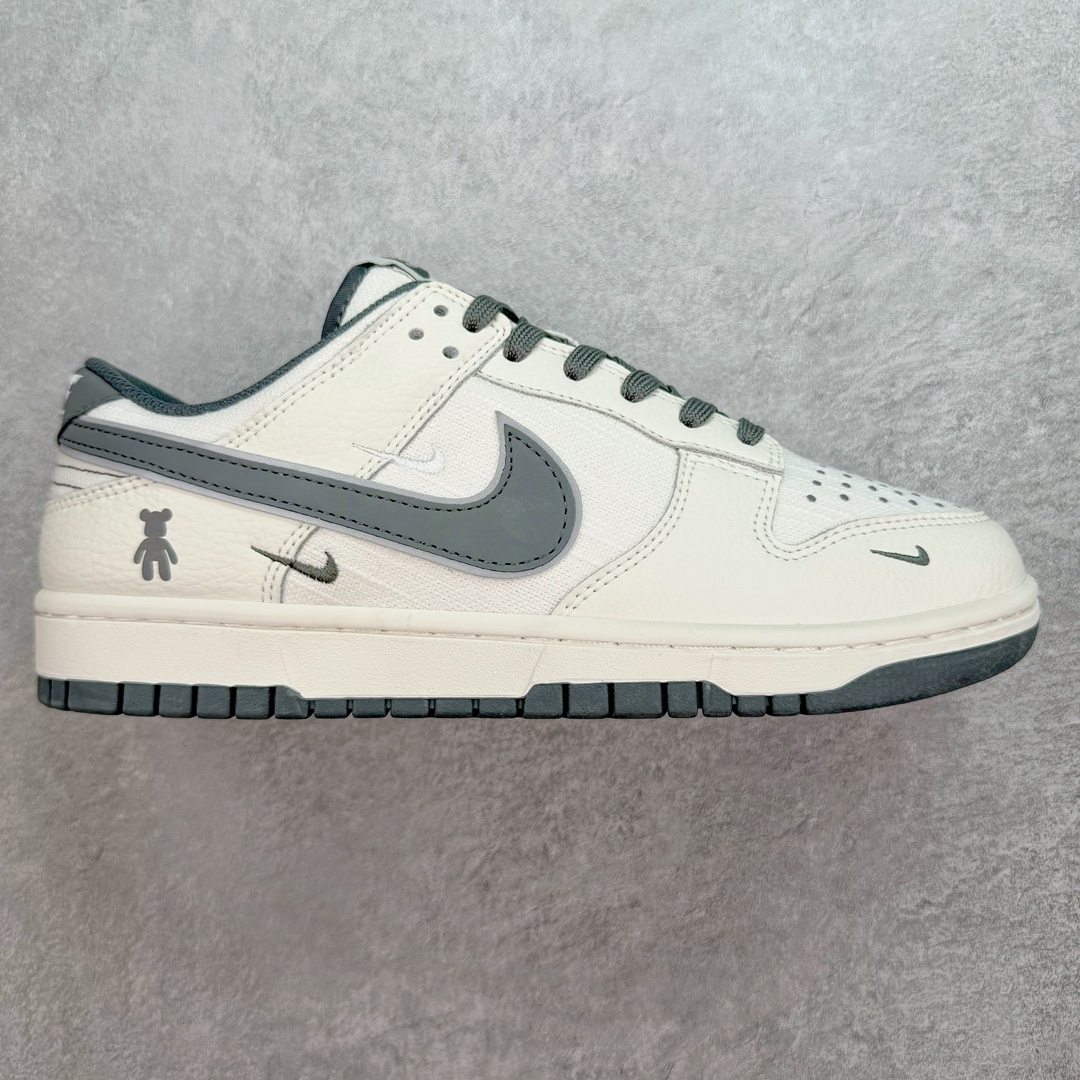 NK Dunk Low 定制配色 KK1888-004 大厂出品 极力推荐 原装头层材料 独家版型蒸餾加工帶來的是更好的视觉和脚感体验大厂纯原品质出货 清洁度 电绣工艺 皮料切割干净无任何毛边 细节完美 尺码：36 36.5 37.5 38 38.5 39 40 40.5 41 42 42.5 43 44 44.5 45 46 47.5-选品中心