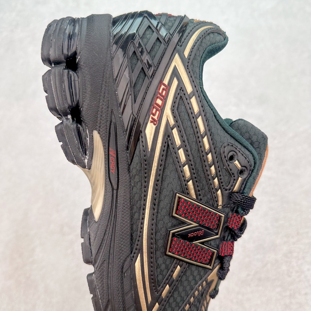 图片[6]-💰220 ＃DT纯原 新百伦NB New Balance M1906系列 全套原楦原纸板原厂数据开发 进口三明治网面 原装进口皮料正确绒感卡色 正确中底拉帮中底网布细节 原厂标裁 带紫光防伪 定制后跟透明水晶模块 冲裁组合 大底贴合程度胶水上色把控完美 整洁度挑战全网艺术家 多道序QC把关品质完善 匠心打造 耗时两个月开发完成 工艺极其复杂难度可想而知 新开独立私模大底 正确六层组合大底 高端零售专供产物 Size：36 37 37.5 38 38.5 39 40 40.5 41 42 42.5 43 44 45 编码：Dby2936090-运动鞋