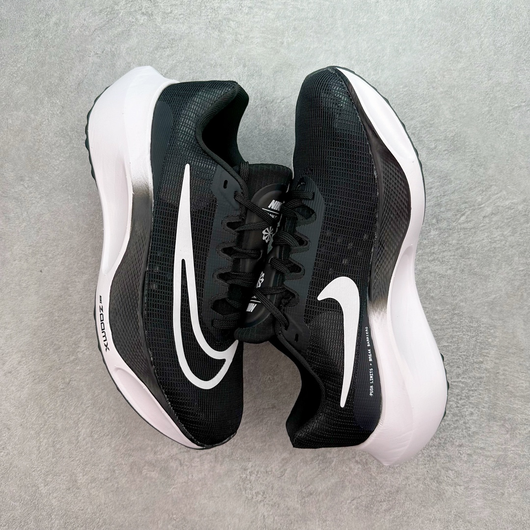 图片[3]-＃特价福利 NK Zoom Fly 5 飞行5代马拉松系列低帮透气休闲运动慢跑鞋 NK旗下跑鞋阵容持续迎来新成员 今回正式登场的鞋型为 Zoom Fly 5 全鞋大量采用回收材料制成 鞋面搭载创新 Flyknit 技术打造的编织网眼 同时考量了舒适、性能与可持续性 采用大型 ZoomX 中底与 Swoosh 徽标注入等变化 鞋侧还有「Push Limits + Break Barriers」字样叙述 尺码：36 36.5 37.5 38 38.5 39 40 40.5 41 42 42.5 43 44 44.5 45-选品中心