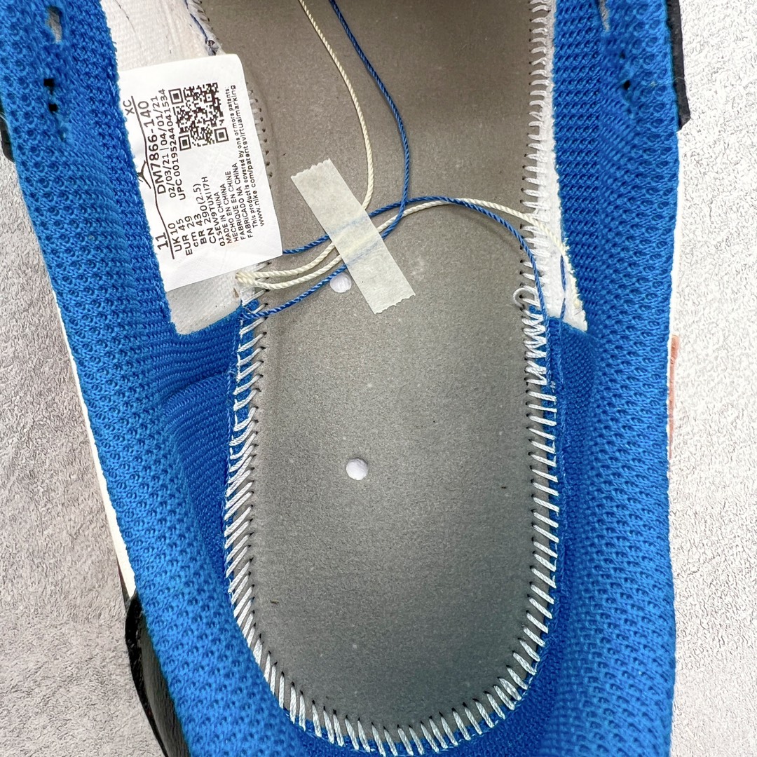 图片[21]-＃XC清远纯原福利 Travis Scott x Fragment Design x Air Jordan AJ1 Low OG SP 三方联名闪电倒钩2.0低帮 白蓝黑 DM7866-140 外贸高端零售特供批次 产品品控稳定性领先行业 各方面均可对飙L版 良心定价不杀猪 原厂全套原楦原纸板冲刀磨具开发 原厂皮料加持 原厂港宝加持定型后跟R度完美 同源原厂电绣 鬼脸飞翼针数密度立体效果一致 百分百一致原鞋 原厂拉帮工艺 针距密度一致 后跟弧度收口自然不对折 极致一眼正品既视感 进口玻璃冲刀皮料裁剪零毛边 全鞋电脑针车工艺 品控清洁度最高QC检验标准 免检产品 原厂订购鞋盒、鞋标、防尘纸、鞋撑、鞋带 追求极致的原厂味道 尺码：40.5 41 42 42.5 43 44 44.5 45 46 47.5-选品中心