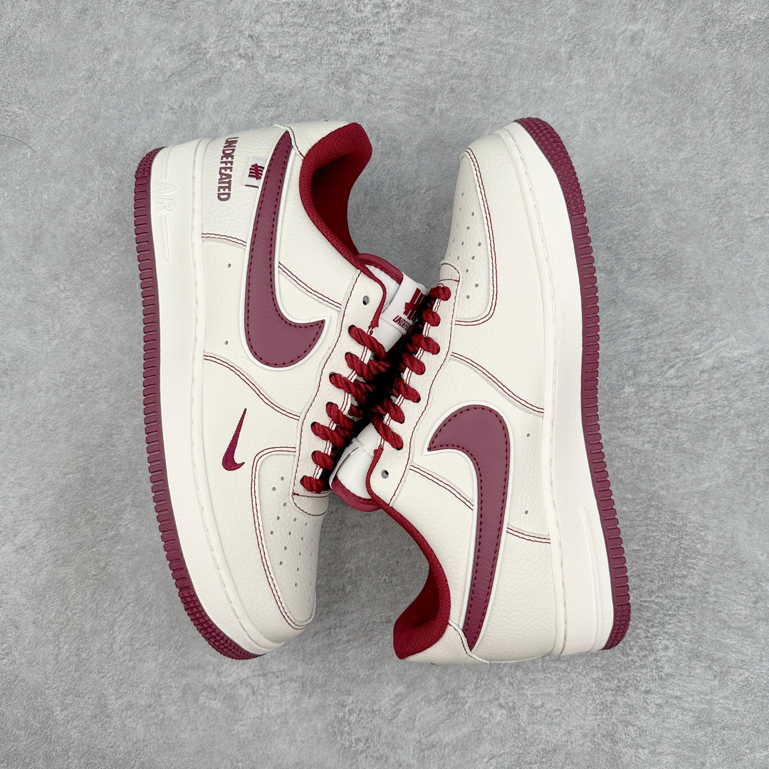 图片[3]-💰240 NK Air Force 1´07 Low 空军一号低帮百搭休闲运动板鞋 UT2023-206 柔软、弹性十足的缓震性能和出色的中底设计 横跨复古与现代的外型结合 造就出风靡全球 三十多年的Force 1 直到今天还深受青睐 SIZE：36 36.5 37.5 38 38.5 39 40 40.5 41 42 42.5 43 44 44.5 45 编码：Mby3936010-运动鞋