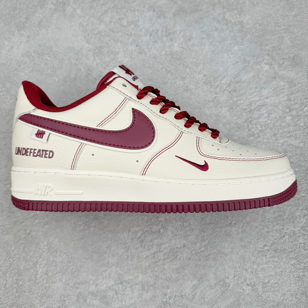 💰240 NK Air Force 1´07 Low 空军一号低帮百搭休闲运动板鞋 UT2023-206 柔软、弹性十足的缓震性能和出色的中底设计 横跨复古与现代的外型结合 造就出风靡全球 三十多年的Force 1 直到今天还深受青睐 SIZE：36 36.5 37.5 38 38.5 39 40 40.5 41 42 42.5 43 44 44.5 45 编码：Mby3936010-运动鞋