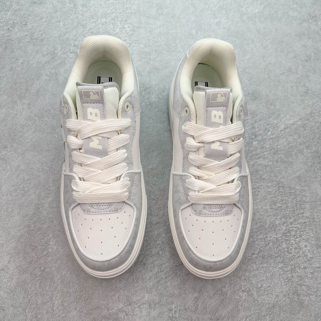 图片[2]-＃DT纯原 MLB Chunky Liner Basic 复古印花学长鞋系列低帮轻量增高厚底百搭休闲运动慢跑鞋板鞋 Korea韩国联名NY美国榄球纽约洋基队限定 目前可过轻松秒过各类鉴定 能操作的私聊 韩国代购专供 左脚内置NFC感应 区别市面贴纸假芯片 MLB专用菱形双针中底布 重点细节中底布带注胶孔 原厂NFC感应吊牌 支持鉴定 一个两位数 原盒原标 全套原楦原纸板原厂数据开发 中韩文保养标贴 绿色防霉片 平台代购专供 独家一比一RB+MD组合大底 高频后跟小人Logo精准对位立体饱满 正确网布加超迁鞋面 转印中底走线紧密 转印Logo工艺表层防刮不掉色 尺码：35 36 36.5 37.5 38 38.5 39 40 40.5 41 42 42.5 43 44 44.5 45-选品中心