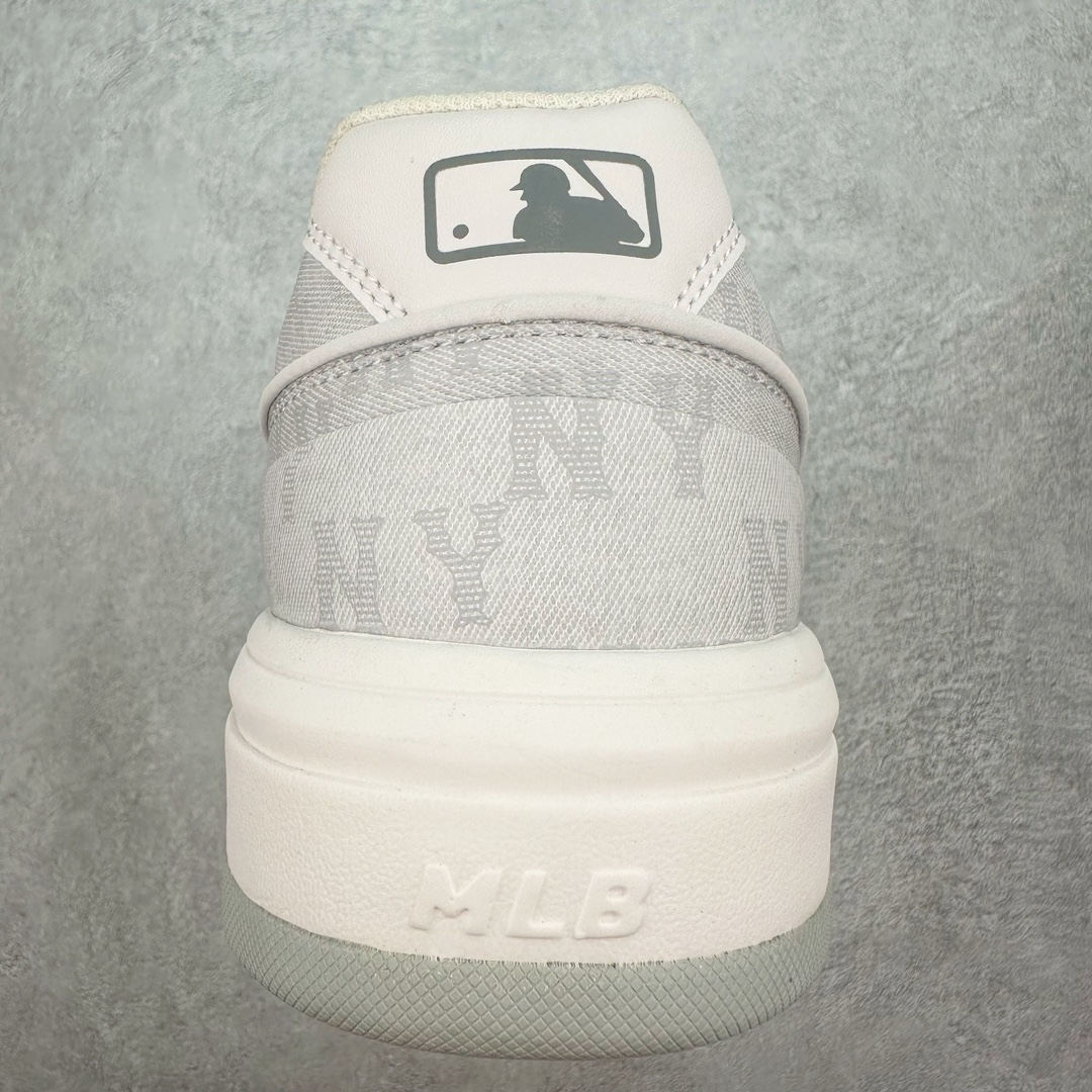 图片[8]-＃DT纯原 MLB Chunky Liner Basic 复古印花学长鞋系列低帮轻量增高厚底百搭休闲运动慢跑鞋板鞋 Korea韩国联名NY美国榄球纽约洋基队限定 目前可过轻松秒过各类鉴定 能操作的私聊 韩国代购专供 左脚内置NFC感应 区别市面贴纸假芯片 MLB专用菱形双针中底布 重点细节中底布带注胶孔 原厂NFC感应吊牌 支持鉴定 一个两位数 原盒原标 全套原楦原纸板原厂数据开发 中韩文保养标贴 绿色防霉片 平台代购专供 独家一比一RB+MD组合大底 高频后跟小人Logo精准对位立体饱满 正确网布加超迁鞋面 转印中底走线紧密 转印Logo工艺表层防刮不掉色 尺码：35 36 36.5 37.5 38 38.5 39 40 40.5 41 42 42.5 43 44 44.5 45-选品中心