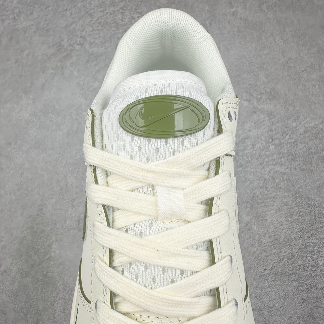 图片[5]-NK Dunk Low 定制配色 DQ1098-393 大厂出品 极力推荐 原装头层材料 独家版型蒸餾加工帶來的是更好的视觉和脚感体验大厂纯原品质出货 清洁度 电绣工艺 皮料切割干净无任何毛边 细节完美 尺码：36 36.5 37.5 38 38.5 39 40 40.5 41 42 42.5 43 44 44.5 45 46 47.5-选品中心