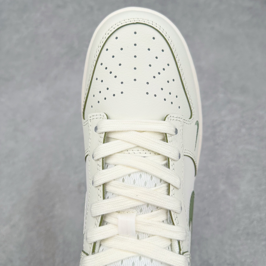 图片[4]-NK Dunk Low 定制配色 DQ1098-393 大厂出品 极力推荐 原装头层材料 独家版型蒸餾加工帶來的是更好的视觉和脚感体验大厂纯原品质出货 清洁度 电绣工艺 皮料切割干净无任何毛边 细节完美 尺码：36 36.5 37.5 38 38.5 39 40 40.5 41 42 42.5 43 44 44.5 45 46 47.5-选品中心