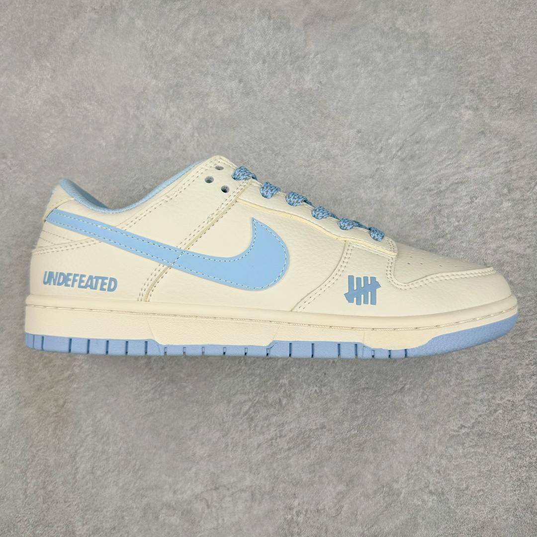 NK Dunk Low 定制配色 BB2699-212 大厂出品 极力推荐 原装头层材料 独家版型蒸餾加工帶來的是更好的视觉和脚感体验大厂纯原品质出货 清洁度 电绣工艺 皮料切割干净无任何毛边 细节完美 尺码：36 36.5 37.5 38 38.5 39 40 40.5 41 42 42.5 43 44 44.5 45 46 47.5-选品中心