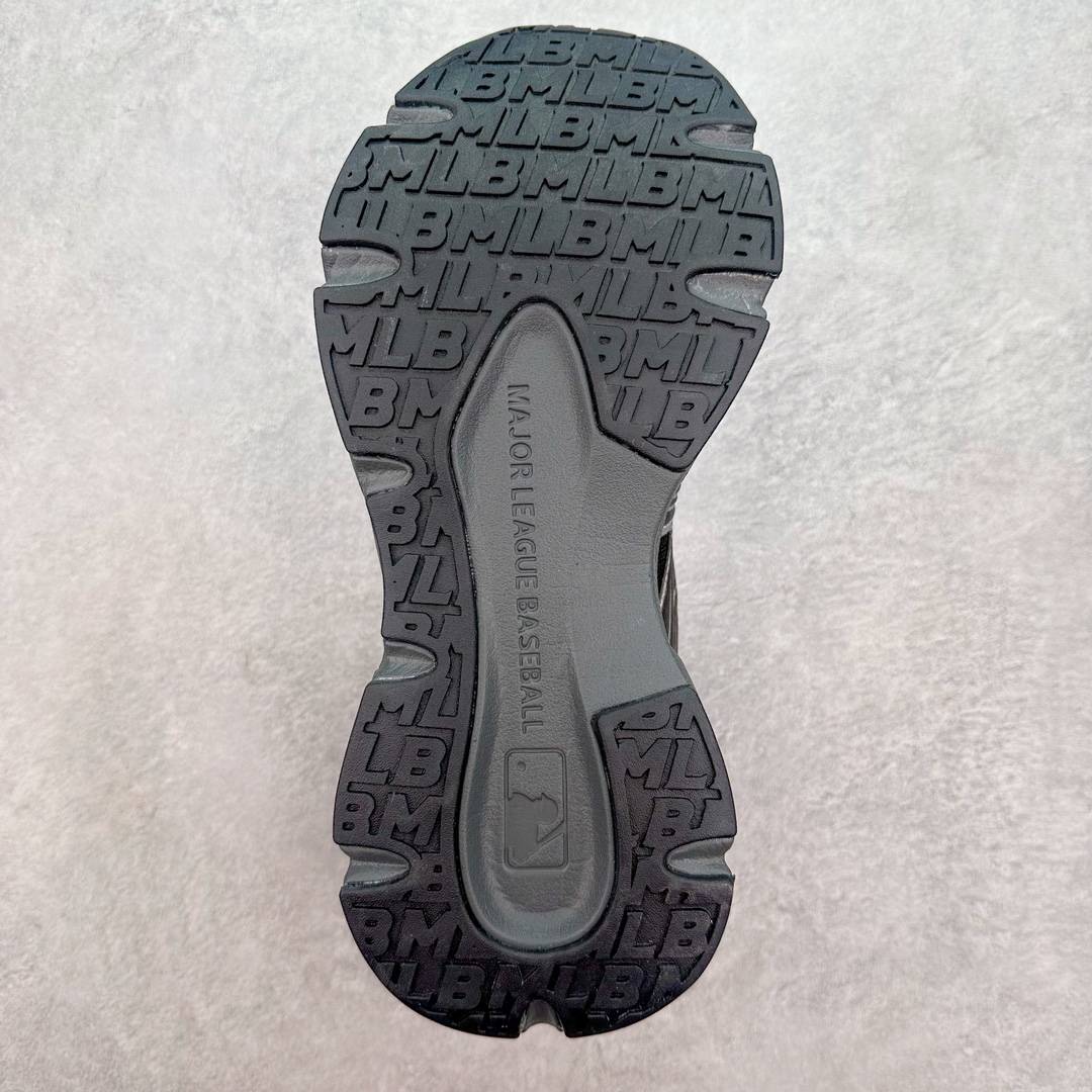 图片[9]-MLB Ace Runner 低帮复古休闲运动鞋 Korea韩国联名NY美国榄球纽约洋基队限定 韩国代购专供 全套原楦原纸板原厂数据开发 正确中底拉帮中底网布细节 平台代购专供 左脚内置芯片 韩国代购吊牌标贴 独家一比一RB+MD组合大底 高频后跟小人Logo精准对位立体饱满 正确网布加超迁鞋面 转印中底走线紧密 转印Logo工艺表层防刮不掉色 尺码：35 36 36.5 37.5 38 38.5 39 40 40.5 41 42 42.5 43 44 45-选品中心