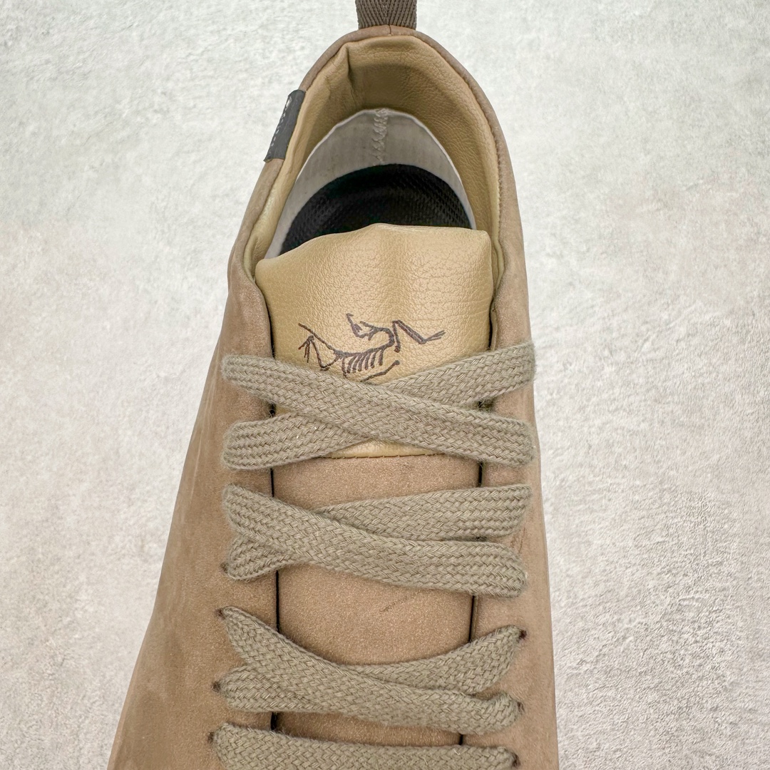 图片[5]-加拿大品牌 始祖鸟·Arcteryx始祖鸟 Konseal Lt 轻量网布防滑轻便耐磨低帮越野跑步鞋 利用先进的技术、更轻但可靠耐用的材料和高度专注的设计流程，我们创造了我们最轻的接近鞋 Konseal LT。它专为在您携带背包和攀爬装备时覆盖崎岖的地面而设计，提供足底支撑和保护、应对不断変化的地形的敏捷性以及 Vibram® Megagrip 外底的自抓地力。内里提供赤足舒适感，鞋跟可平折，因此您可以在系绳或露营时将其作为木屐穿着。尺码：35 36 37 38 39 40 41 42 43 44 45-选品中心