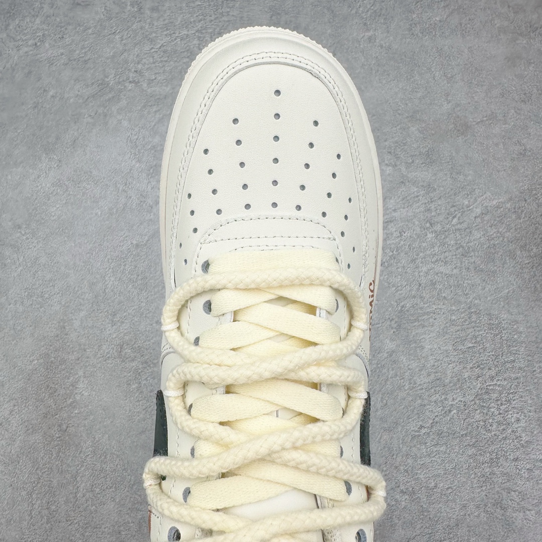 图片[4]-💰240 NK Air Force 1´07 Low 空军一号低帮百搭休闲运动板鞋 CX6951-153 柔软、弹性十足的缓震性能和出色的中底设计 横跨复古与现代的外型结合 造就出风靡全球 三十多年的Force 1 直到今天还深受青睐 SIZE：36 36.5 37.5 38 38.5 39 40 40.5 41 42 42.5 43 44 44.5 45 编码：Mby3936010-运动鞋