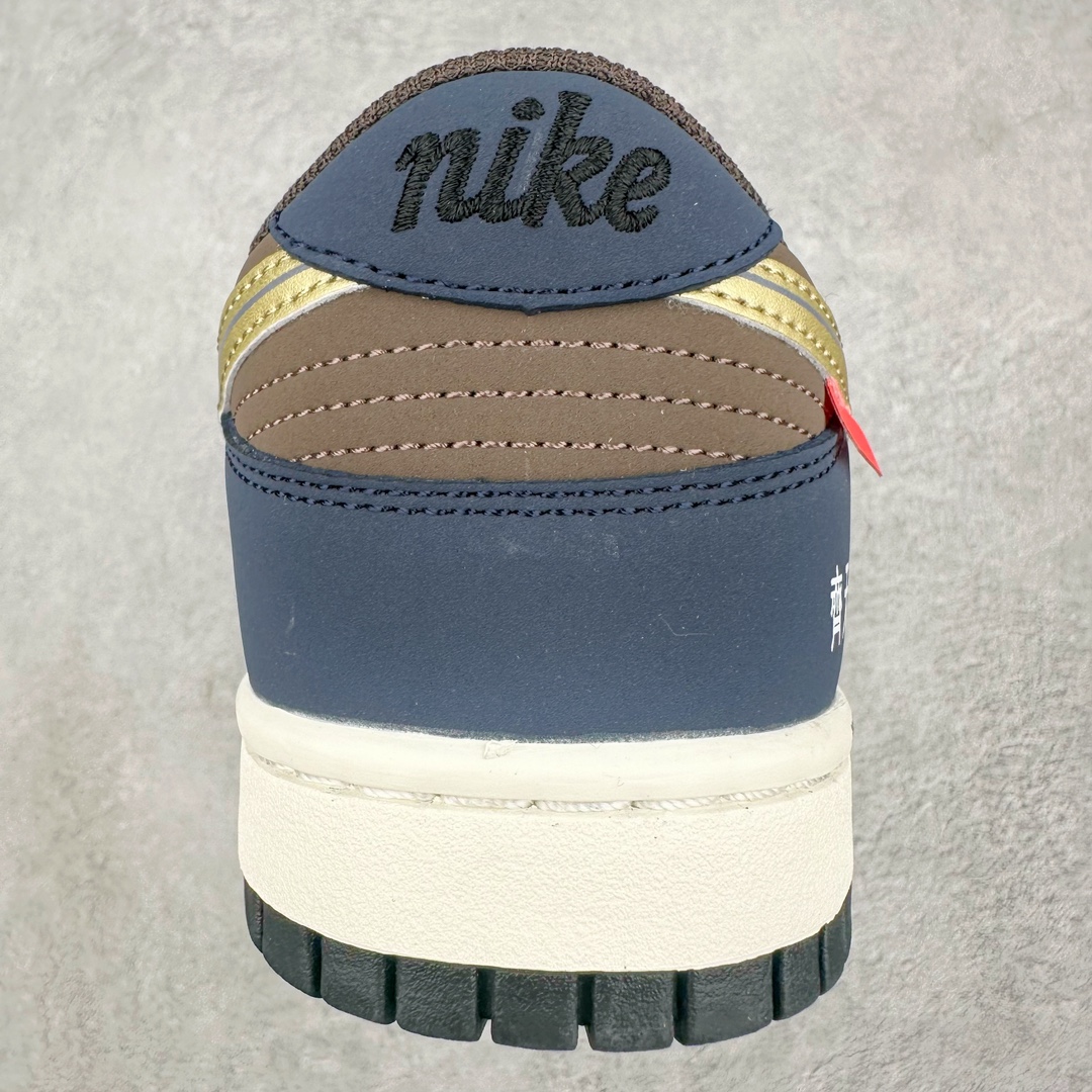 图片[8]-NK Dunk Low 定制配色 MU0232-369 大厂出品 极力推荐 原装头层材料 独家版型蒸餾加工帶來的是更好的视觉和脚感体验大厂纯原品质出货 清洁度 电绣工艺 皮料切割干净无任何毛边 细节完美 尺码：36 36.5 37.5 38 38.5 39 40 40.5 41 42 42.5 43 44 44.5 45 46 47.5-选品中心