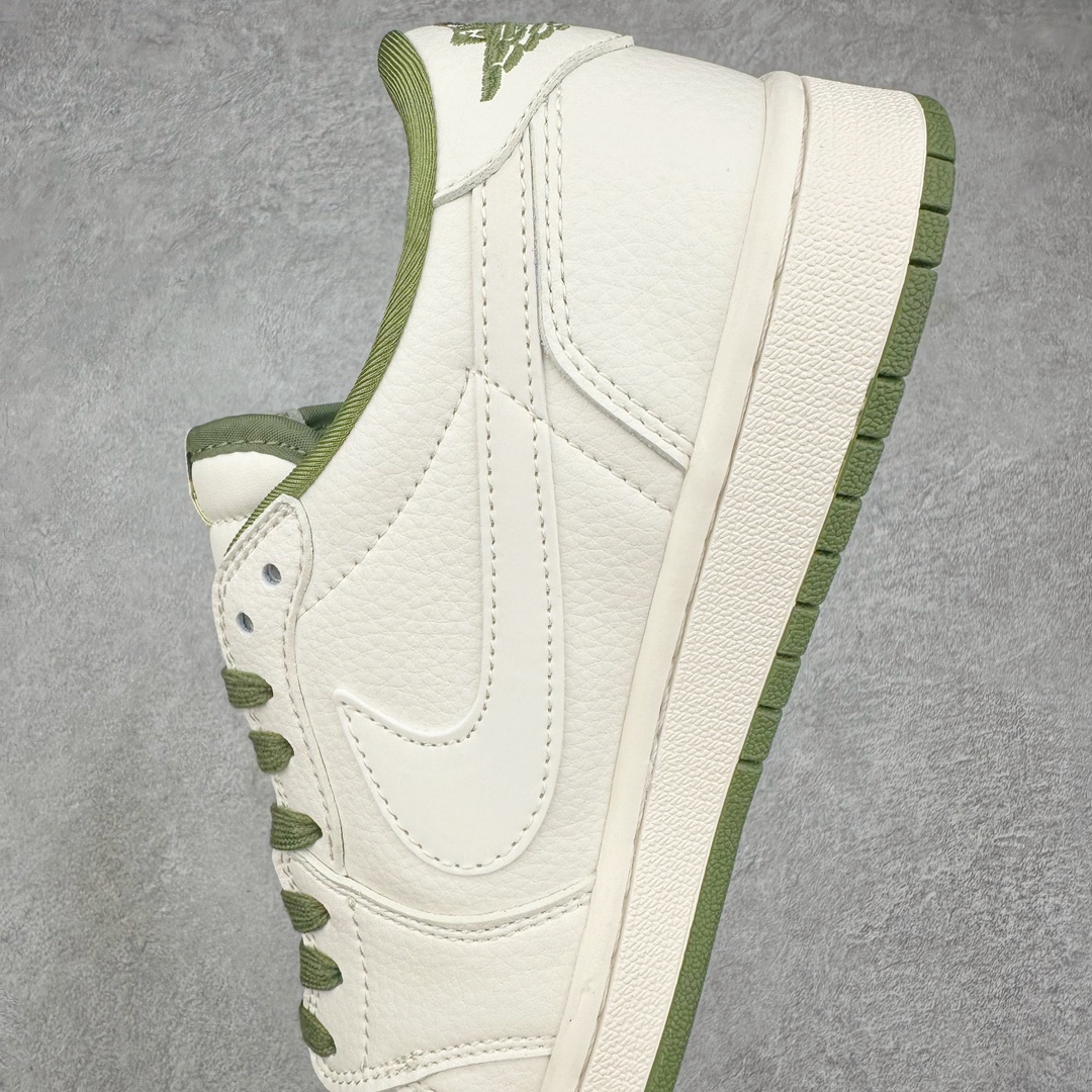 图片[7]-TS x Air Jordan AJ1 Low 倒钩低帮联名定制配色 DM6688-606 原厂内置气垫魔块 A模大底 头层小牛皮 鞋舌AJ原厂专用牛津布+AJ专用反口珍珠布+原厂无杂质高弹内里海棉+特殊封边弹力鞋带 尺码：36 36.5 37.5 38 38.5 39 40 40.5 41 42 42.5 43 44 44.5 45 46 47.5-选品中心