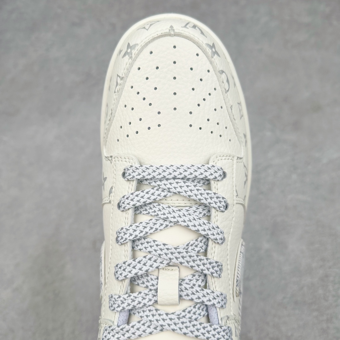 图片[4]-NK Dunk Low 定制配色 FC1688-132 大厂出品 极力推荐 原装头层材料 独家版型蒸餾加工帶來的是更好的视觉和脚感体验大厂纯原品质出货 清洁度 电绣工艺 皮料切割干净无任何毛边 细节完美 尺码：36 36.5 37.5 38 38.5 39 40 40.5 41 42 42.5 43 44 44.5 45 46 47.5-选品中心