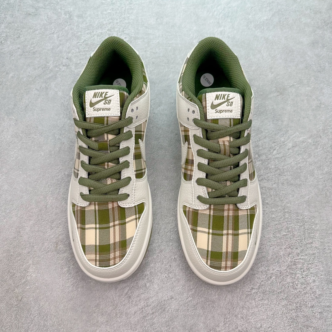 图片[2]-NK Dunk Low 定制配色 SU1853-511 大厂出品 极力推荐 原装头层材料 独家版型蒸餾加工帶來的是更好的视觉和脚感体验大厂纯原品质出货 清洁度 电绣工艺 皮料切割干净无任何毛边 细节完美 尺码：36 36.5 37.5 38 38.5 39 40 40.5 41 42 42.5 43 44 44.5 45 46 47.5-选品中心