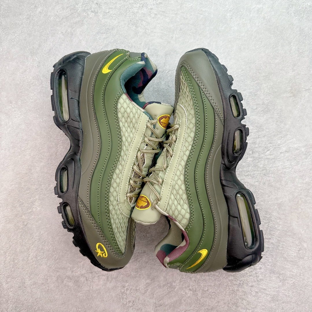 图片[3]-💰180 ＃MX版 NK Air Max 95 复古减震气垫跑鞋 FB2709-300 经典重温 外单专供大厂出品 品质稳定 一百余色 终端操作 鞋款设计灵感源于人体构造 中底设计基于人体的脊柱构造 是整体设计的核心 尼龙孔眼代表了肋骨 而分层式面板和网眼象征着肌肉纤维和肉体组织 Air Max 95采用了两个独立的吹塑成型的Air-Sole单元 并首次在前掌使用可视化气垫设计 Swoosh logo夜当作一个 点符号放在了鞋子的后帮位置 20年的发展让 AIR MAX 95有了不同的故事 20年后再度面向世人的时候 焕然一新的面貌 让人有了另外一种清新脱俗的感觉 SIZE：36 36.5 37.5 38 38.5 39 40 40.5 41 42 42.5 43 44 44.5 45 46 47.5 48 编码：Xby2936050-运动鞋