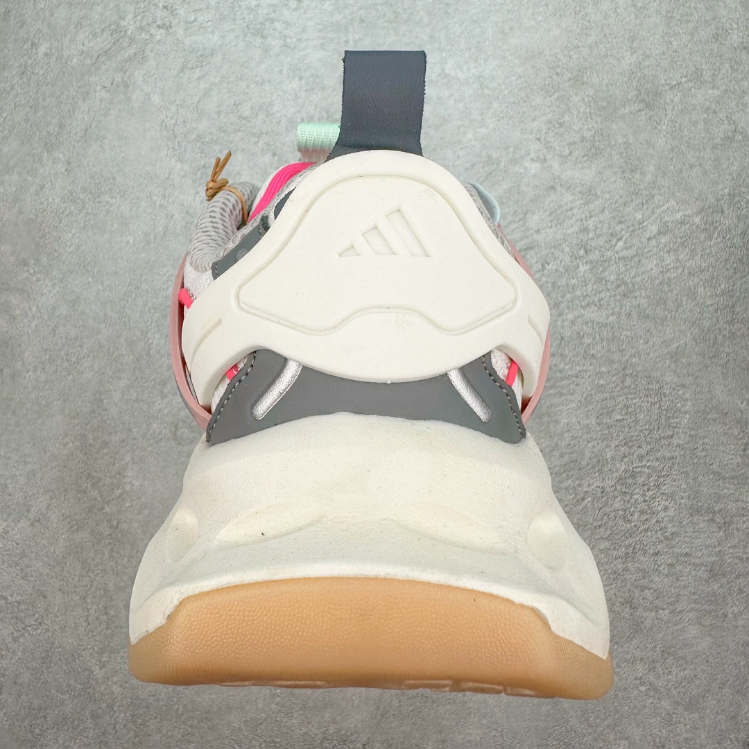 图片[8]-AD XLG Runner Deluxe 跑步者豪华版系列低帮厚底增高老爹风复古缓震休闲运动慢跑鞋 IH7797 自从阿迪达斯和巴黎世家合作后，没少出双方联名的平替。结果根据最新情报，阿迪现在已经把手伸到了巴家爆款3XL的身上，新鞋Xlg Runner Deluxe实物曝光，emm，鞋款整体一眼丁真是巴黎世家Track＋3XL大底的缝合怪版本，要不是鞋侧明晃晃的adidas三道杠Logo，估计各位看了都得蒙。这波不能说是完全复制巴黎世家，但也多少有点借鉴的味道了。新鞋基本就是在阿迪经典\\\”Climacool\\\”鞋款的基础上，升级了Boots大底以及加入了\\\”巴味\\\”设计元素…尺码：35 36 36⅔ 37⅓ 38 38⅔ 39⅓ 40 40⅔ 41⅓ 42 42⅔ 43⅓ 44 44⅔ 45 46-选品中心
