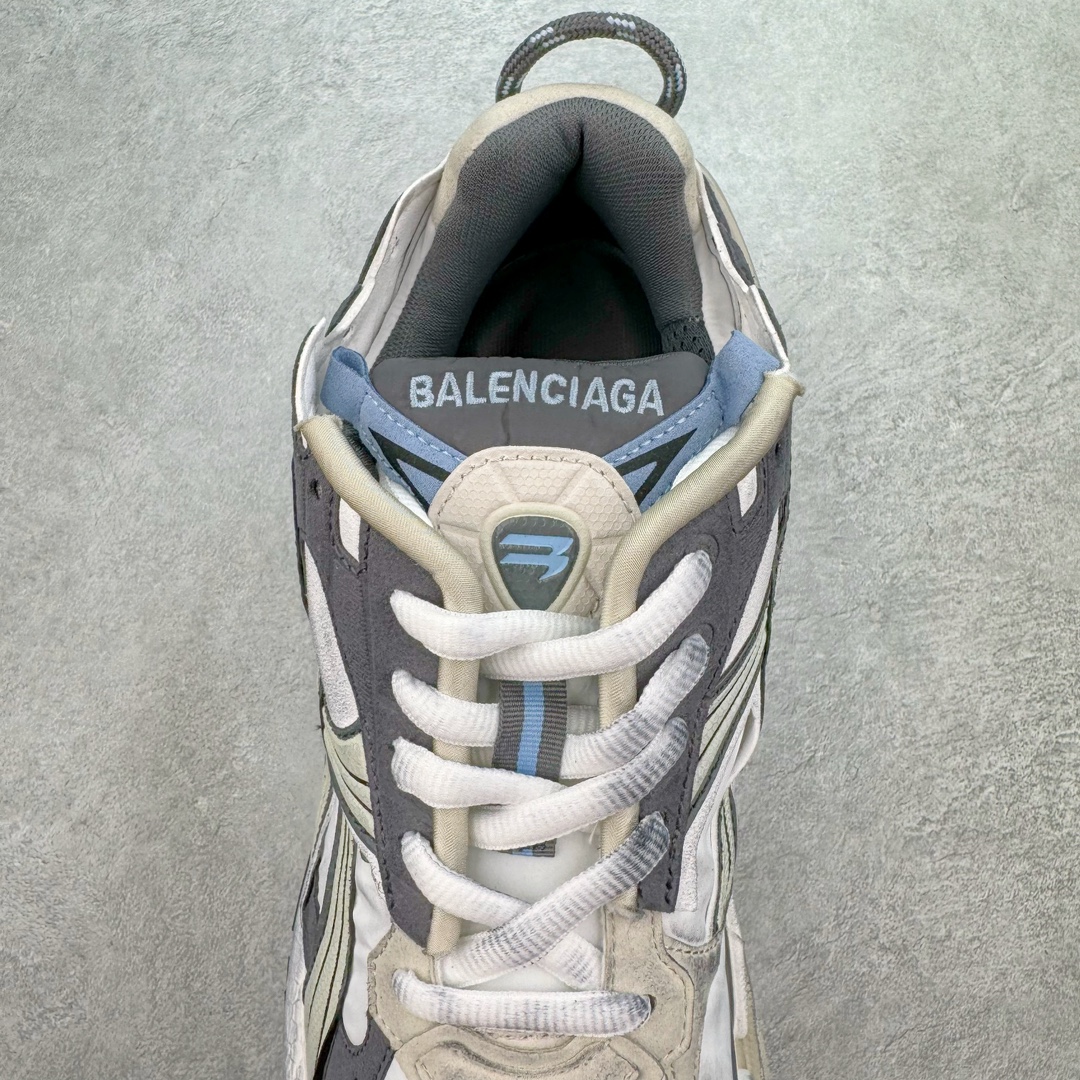 图片[5]-💰450 ＃VG零售版 BALENCIAGA Runner Sneaker 巴黎世家七代慢跑系列低帮复古野跑潮流运动鞋老爹鞋 尼龙和网布材质 磨损效果 鞋头边缘印有尺码 背面浮印尺码 外侧印有跑者徽标 鞋舌刺绣 Balenciaga 品牌标识 鞋跟背面 Balenciaga品牌标识 材质采用65%聚氨酯、35%聚酯纤维 全新 Runner 鞋型轮廓借鉴于 2000 年初的复古线条 搭载大网眼面料制成鞋面基础，由粉色、白色尼龍与橡胶质地覆盖鞋面诠释线条感 当中透过几道手缝线与折损痕更是精准的掌握历经时间淬炼的破旧痕迹 延续其手法至鞋领、鞋跟、鞋带、中底等部分均饰有破损及脏污之貌 尤其是鞋领处与鞋带孔眼条更是采用不规则做旧技术将内容物泡棉随机露出 尺码：35 36 37 38 39 40 41 42 43 44 45 46 编码：by5936020-运动鞋