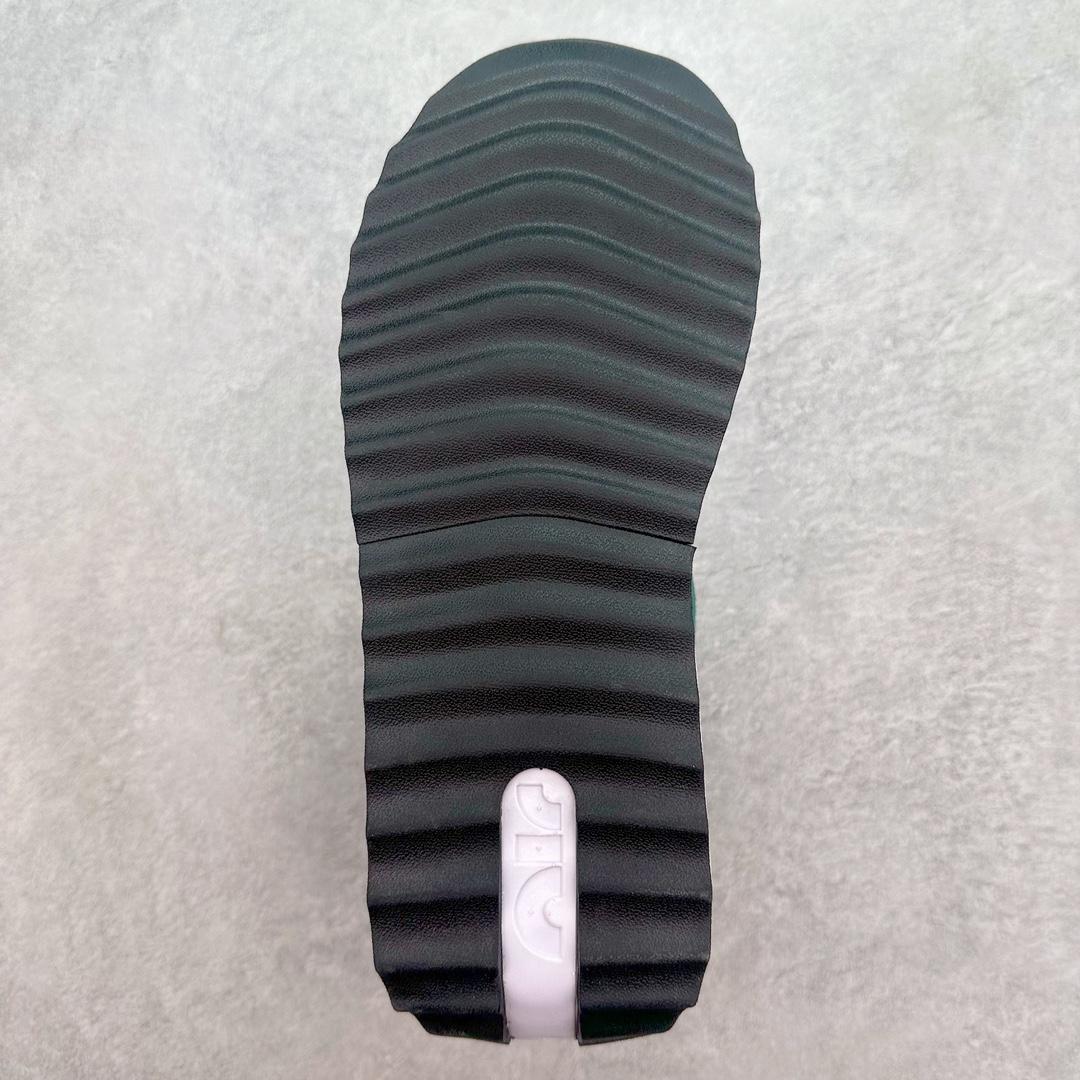 图片[9]-＃福利特价 NK Air Max Dawn 黎明系列低帮气垫百搭休闲运动慢跑鞋 采用柔软翻毛皮和透气梭织材料打造利落鞋面 中底和鞋跟融入现代感线条设计 兼具复古风格与时尚魅力 尽显运动风范 鞋底加入 Air 缓震配置巧搭柔软泡绵 塑就非凡舒适感受 穿上 Air Max Dawn 运动鞋 打造出众造型 迎接美好的一天 尺码：36 36.5 37.5 38 38.5 39 40 40.5 41 42 42.5 43 44 44.5 45-选品中心