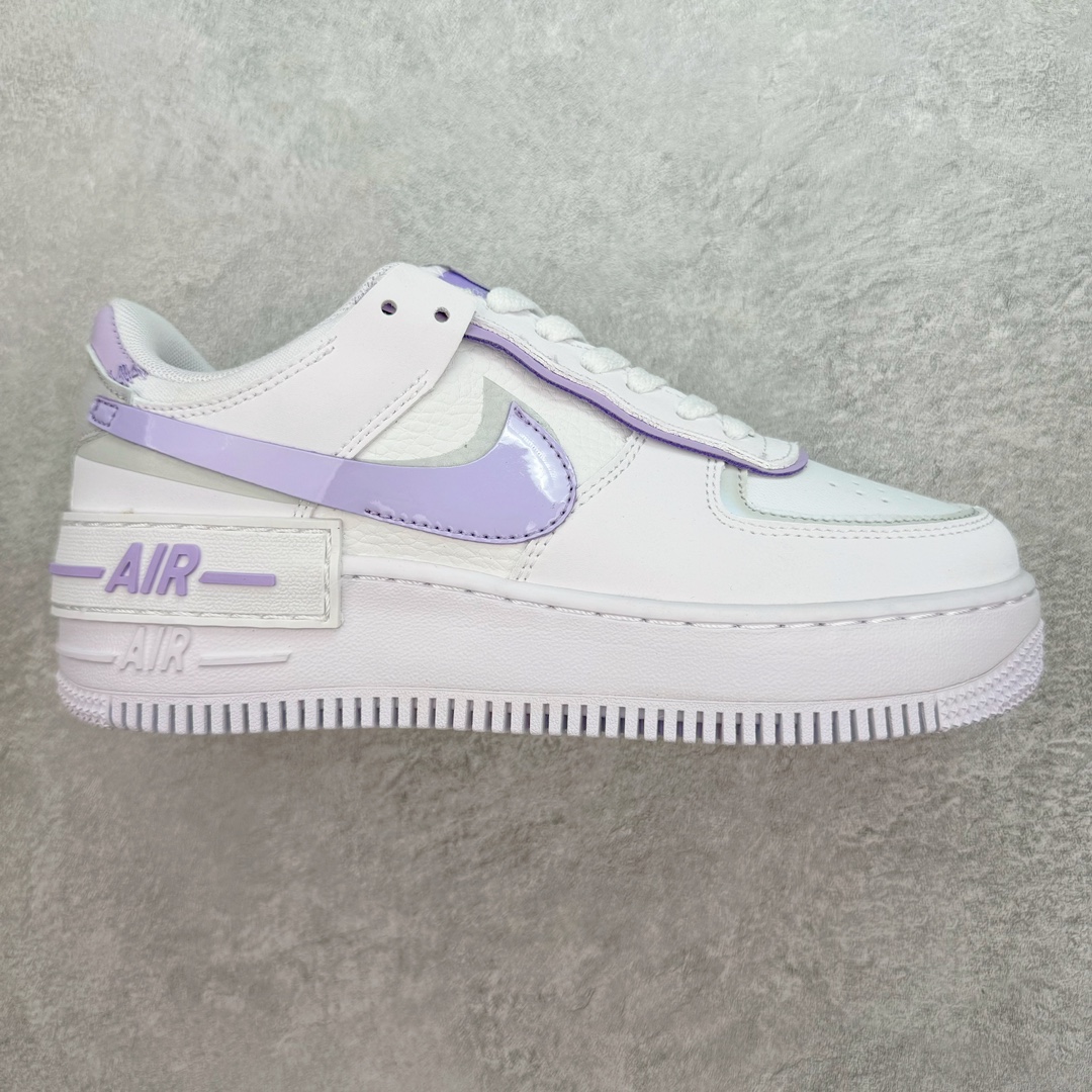 图片[8]-💰150 NK WMNS Air Force 1 Shadow 全新少女系解构主义设计 空军一号马卡龙板鞋 鞋款以“双重swoosh标志叠加”为特色，在细节上呈现多层次的设计。以大胆的设计手法，重新演绎这些非凡而鲜明的经典元素，将它们以前卫又优雅的方式突显出来。在各种标志性特征之外又呈现新鲜设计。每一款新作都以女性受众为设计考量，承袭The 1s Reimagined女子鞋款之强势力量，同时坚定一个信念：真正的经典，是在不断的超越与重塑中延续的。SIZE：35.5 36 36.5 37.5 38 38.5 39 40 编码：Tby2936020-运动鞋