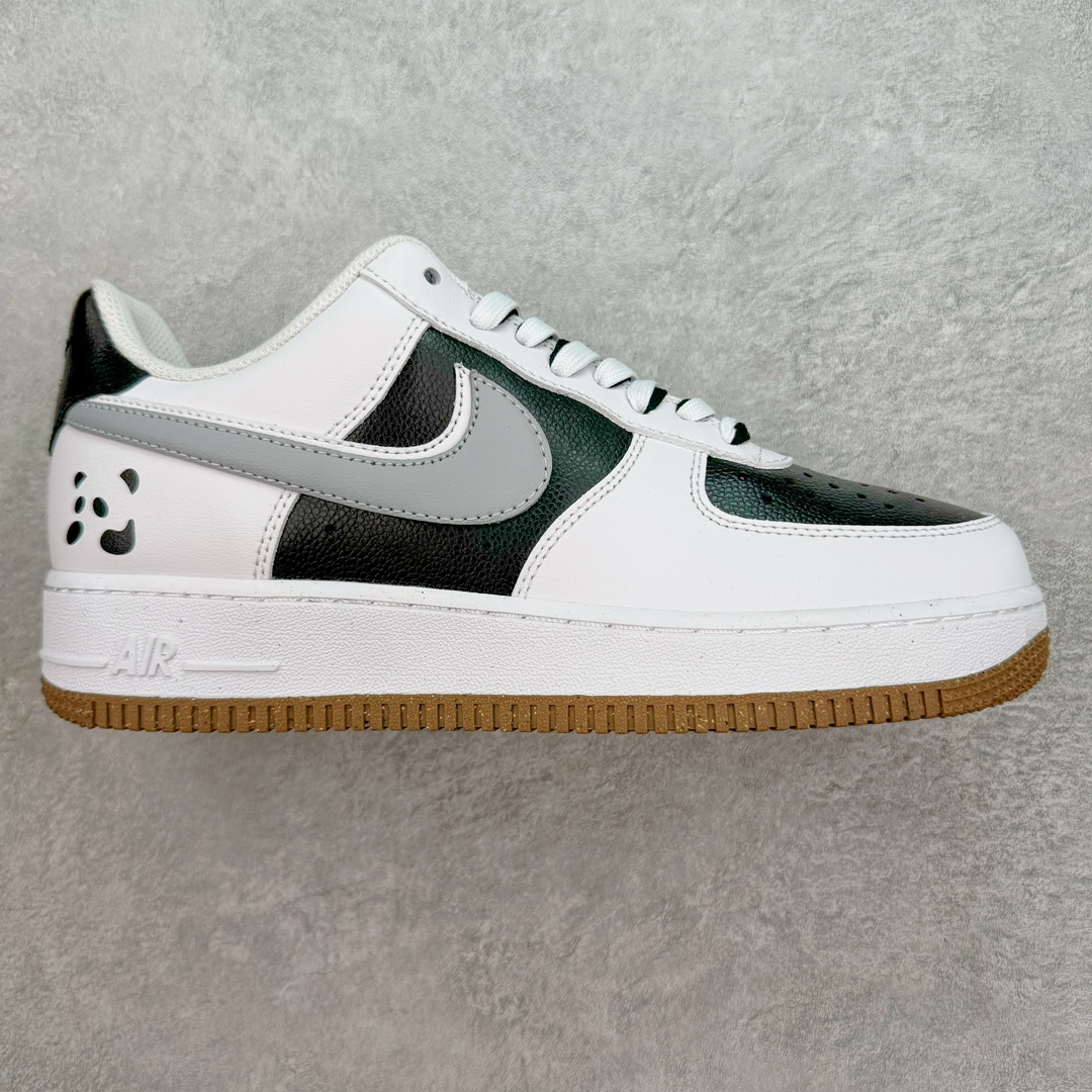 图片[8]-💰120 ＃福利特价‼NK Air Force 1´07 Low 空军一号低帮百搭休闲运动板鞋 CW7591-009 柔软、弹性十足的缓震性能和出色的中底设计 横跨复古与现代的外型结合 造就出风靡全球 三十多年的Force 1 直到今天还深受青睐 SIZE：36 36.5 37.5 38 38.5 39 40 40.5 41 42 42.5 43 44 44.5 45 编码：Sby1936090-运动鞋