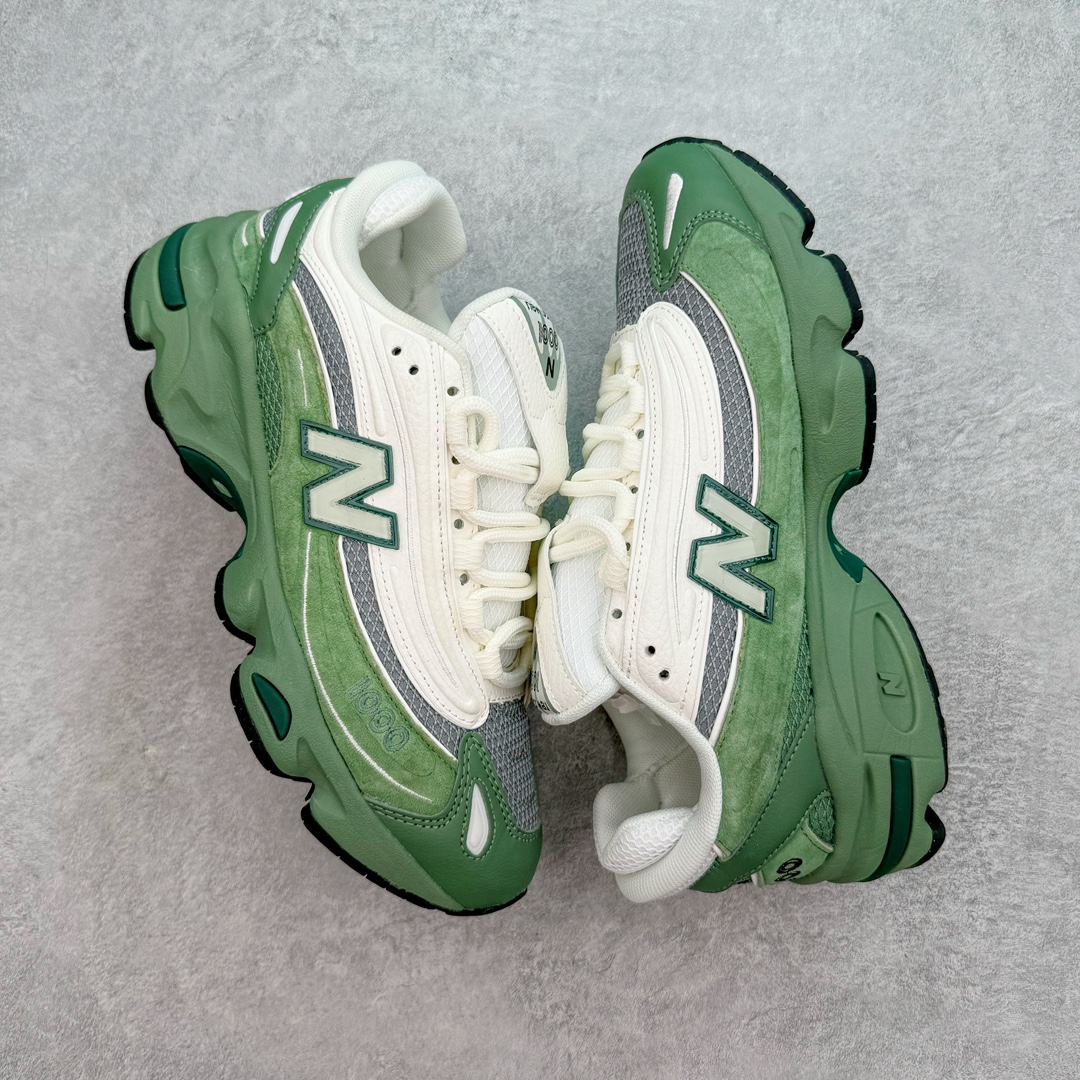 图片[3]-💰200 NB新百伦New Balance M1000 系列低帮复古老爹风休闲运动慢跑鞋 据悉，New Balance的复古鞋型M1000系列将在2024年正式回归。而自家美产创意总监Teddy Santis的AIMÉ LEON DORE也将率先推出联名1000撑撑场子，鞋款预计将在今年正式发布。New Balance1000系列作为NB最高端的鞋型，诞生于1999年，一度成为当年的热门鞋型，神似Nike Air Max95，现在看来也是一双符合潮流趋势的复古老爹鞋型。此番Teddy Santis亲自操刀，将丰富的配色和升级材质于复古的1000鞋型结合，鞋身采用米色、绿色和粉色的搭配。\”N\”字Logo也以全新的设计呈现，以1000标志性的网布和皮革材质打造，带来全新的视觉体验。后续ALD和New Balance1000的联名还将推出纯白配色，具体颜值还要等更多实物图的释出。AIMÉ LEON DORE和New Balance的多次联名一直有着超高的人气，无论是550还是1906R都有着不低的溢价，预计此番颜值不错的全新1000也会有着较高的人气。尺码：36 37 37.5 38 38.5 39.5 40 40.5 41.5 42 42.5 43 44 44.5 45 编码：Nby2936070-运动鞋