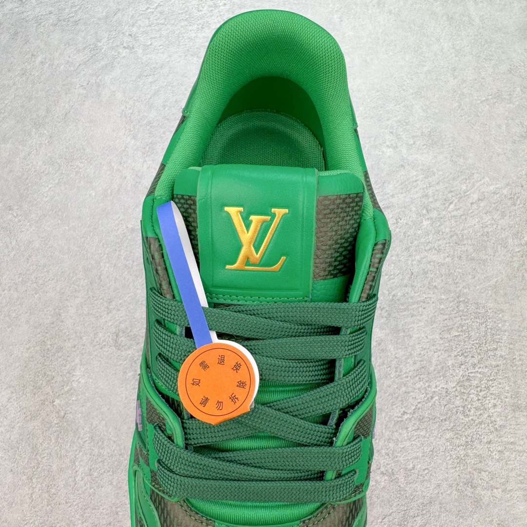 图片[5]-💰440 Louis Vuitton Trainer lv时装走秀运动鞋 高尔夫系列 全网最全配色更新最快 最成熟的做工稳定的品控  完美鞋型超高的清洁度 零毛边线头瑕疵 全套原楦原纸版原鞋开模 全网最具灵魂的版型 正确原装黄色鞋盒 正确中底印花 鞋面印花3D高频深度立体 全鞋电脑针车 紧密相连 针距密度一致 环保乳胶注塑鞋垫 厚度脚感还原原版 皮面裁剪部位 统一油边封口工艺 原装橡胶大底含胶量大底组合零偏差 专柜全套包装 防尘袋 说明书 质保卡 男女鞋 尺码：35 36 37 38 39 40 41 42 43 44 45 编码：Fby5936010-运动鞋