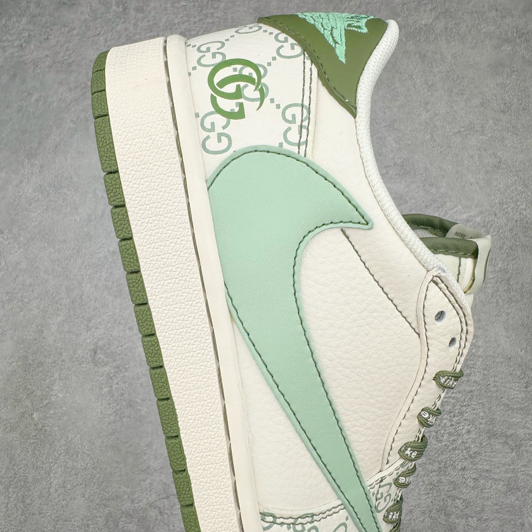 图片[6]-TS x Air Jordan AJ1 Low 倒钩低帮联名定制配色 JJ5288-010 原厂内置气垫魔块 A模大底 头层小牛皮 鞋舌AJ原厂专用牛津布+AJ专用反口珍珠布+原厂无杂质高弹内里海棉+特殊封边弹力鞋带 尺码：36 36.5 37.5 38 38.5 39 40 40.5 41 42 42.5 43 44 44.5 45 46 47.5-选品中心